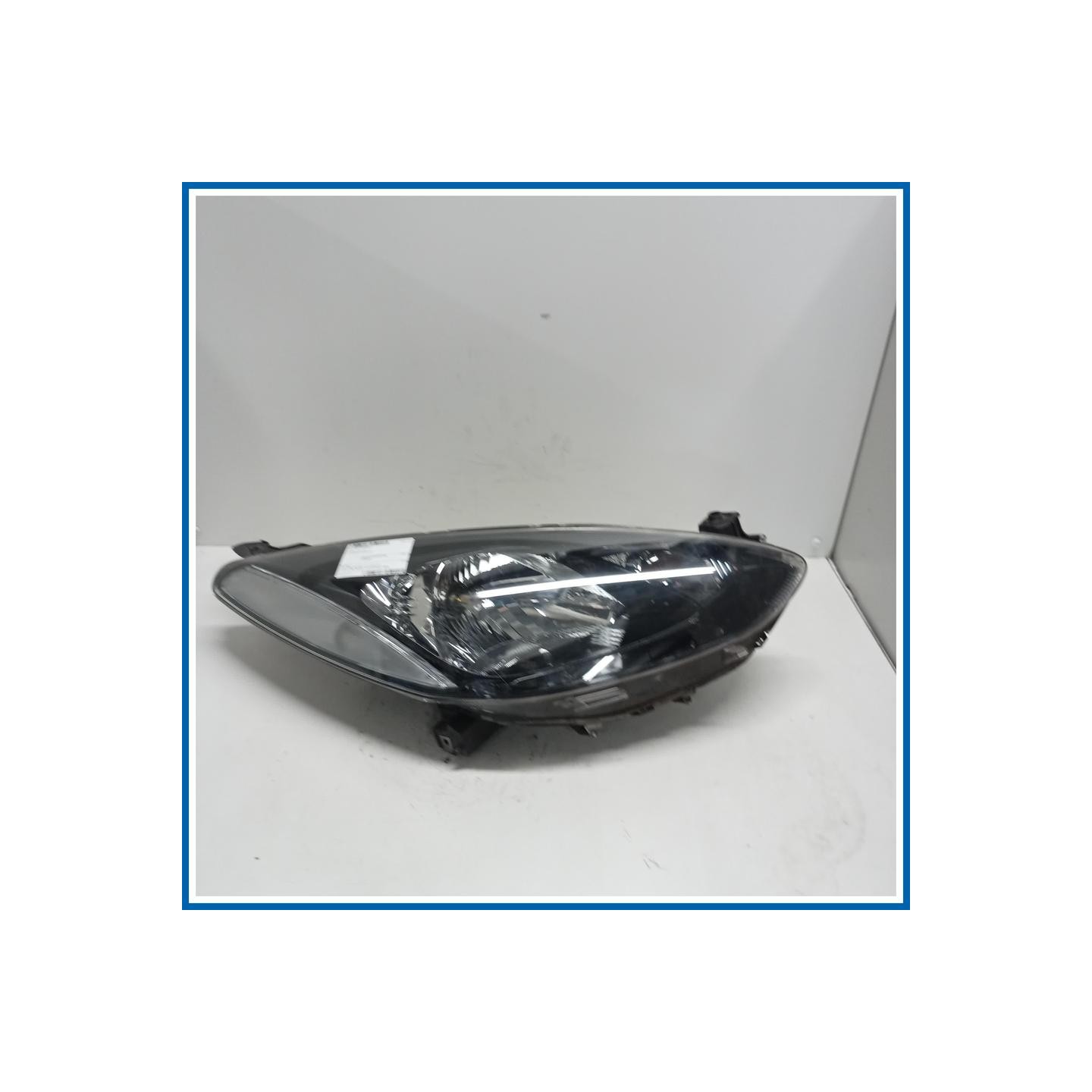 Proiettore ant. dx. MAZDA 2 II