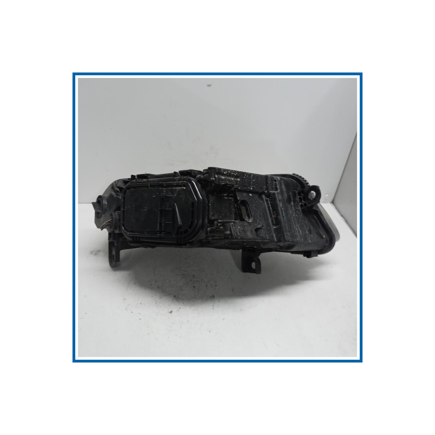 Proiettore ant. sx. AUDI A6 4F2