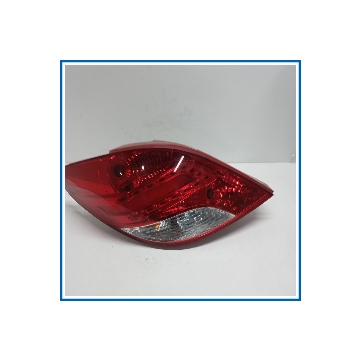 Fanale post. sx. PEUGEOT 207