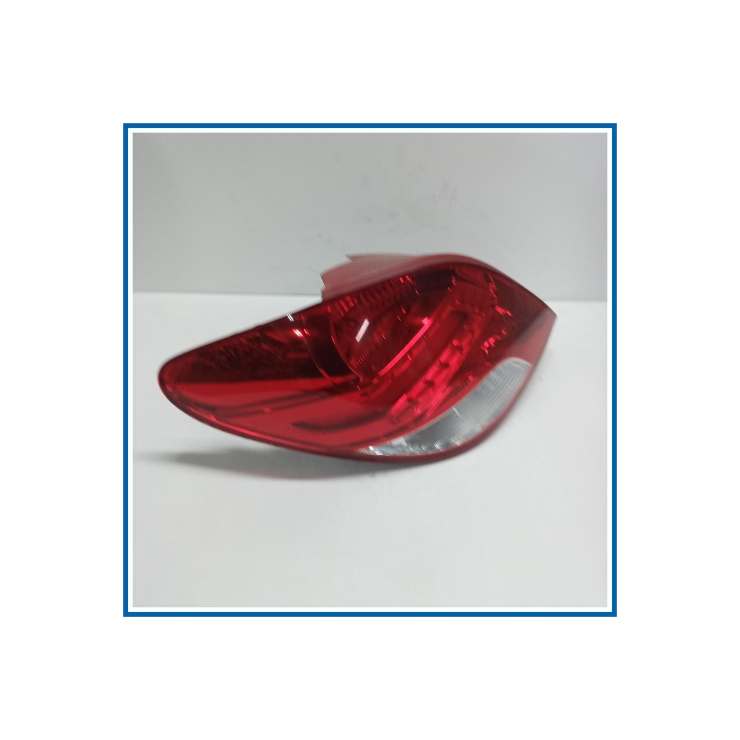 Fanale post. sx. PEUGEOT 207