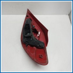 Fanale post. sx. PEUGEOT 207