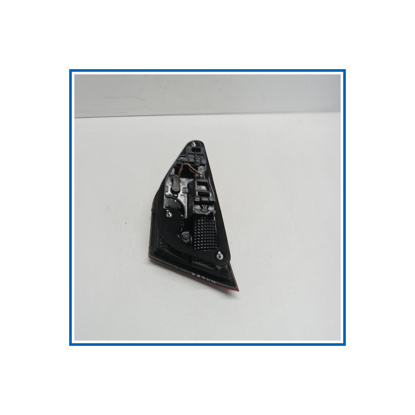 Fanale int. post. sx. SEAT Leon 5F1