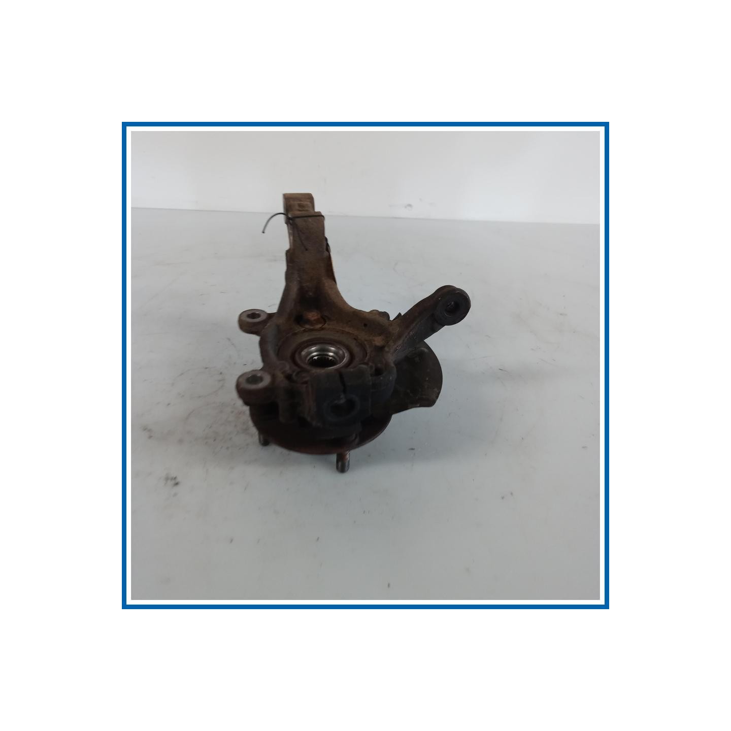 Fusello ruota ant. dx. NISSAN Cube