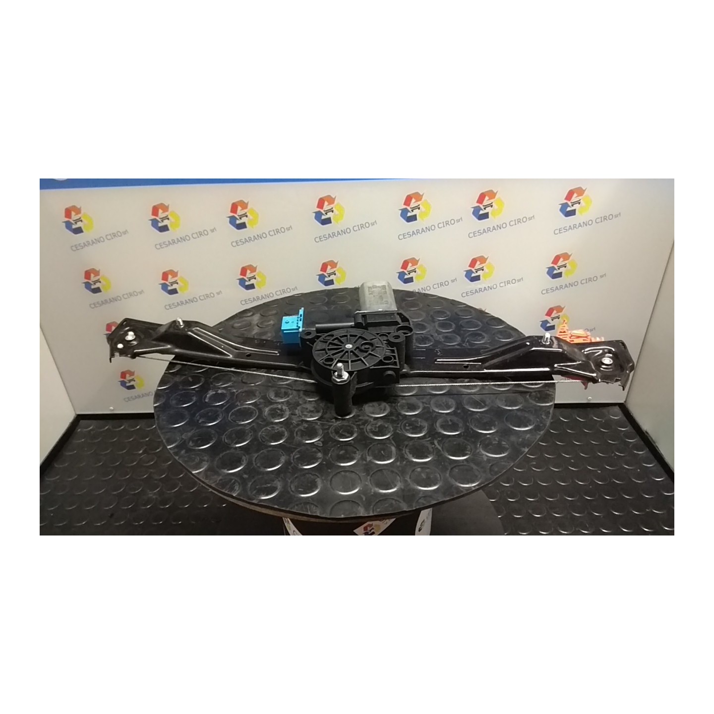 ALZACRISTALLO ELETTR. PORTA ANT. C/MOTORINO SX. 083 FIAT BRAVO (3Y) (12/09-) 192B2000 51836460