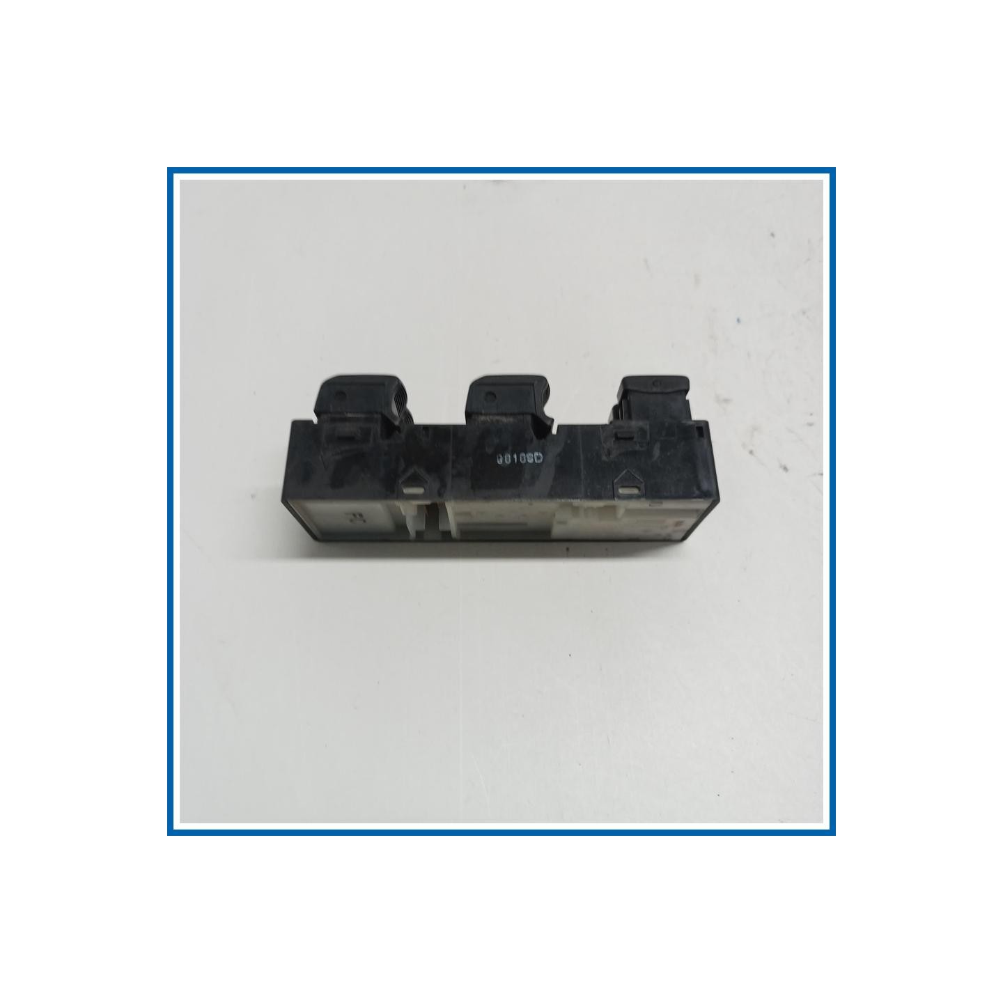 Interruttore alzacristalli ant. sx. NISSAN Cube