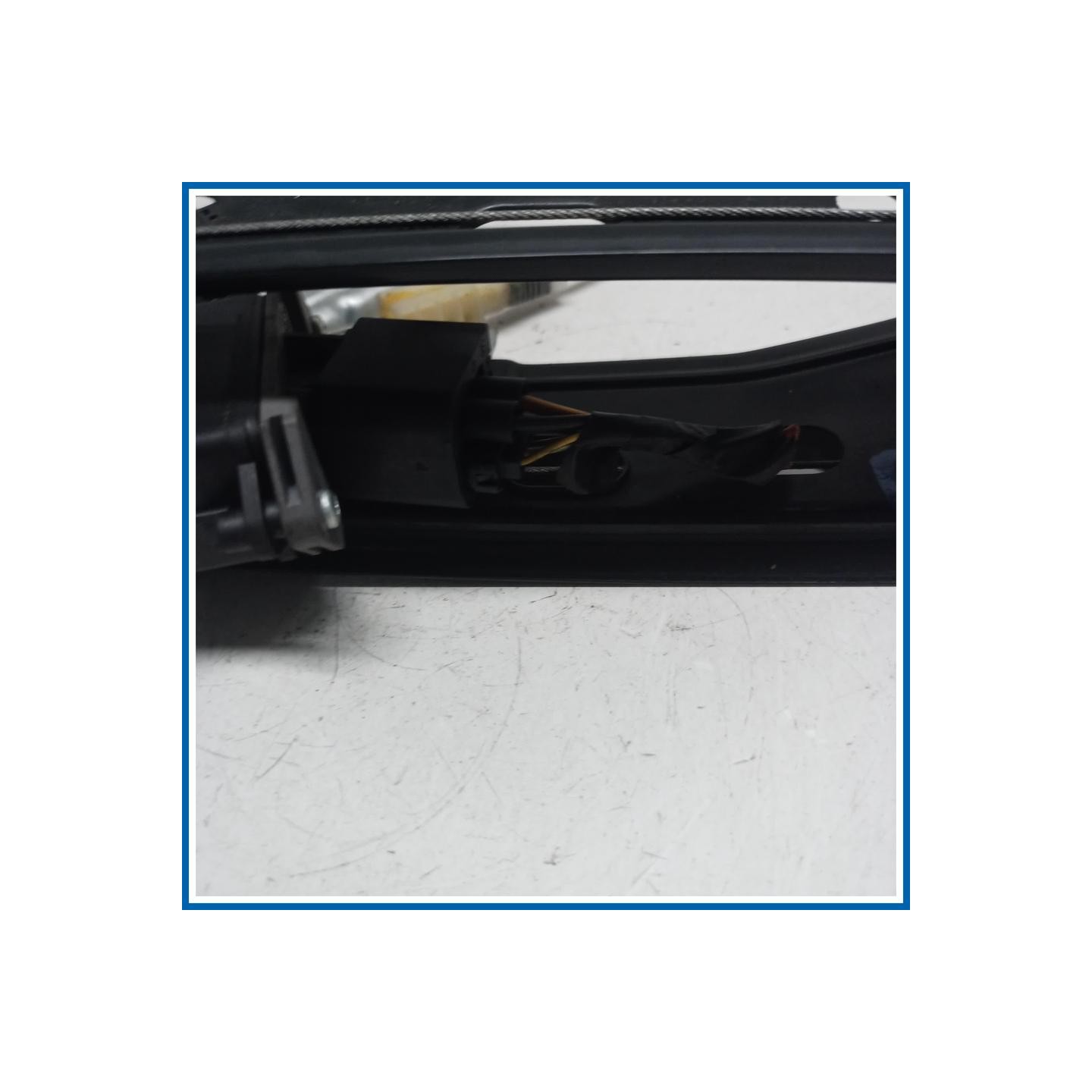 Alzacristallo porta ant. dx. OPEL Insignia A SW