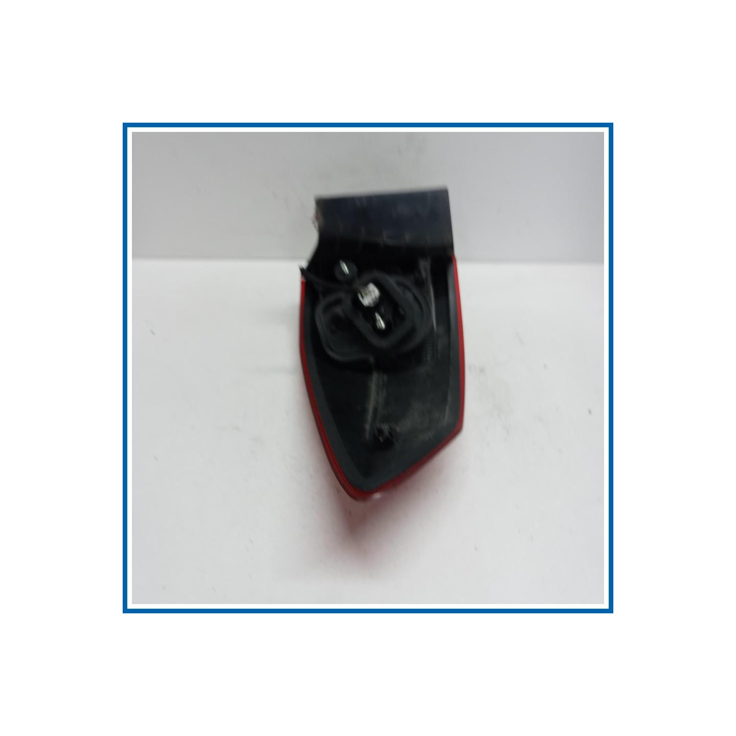 Fanale est. post. dx. FORD C-Max III