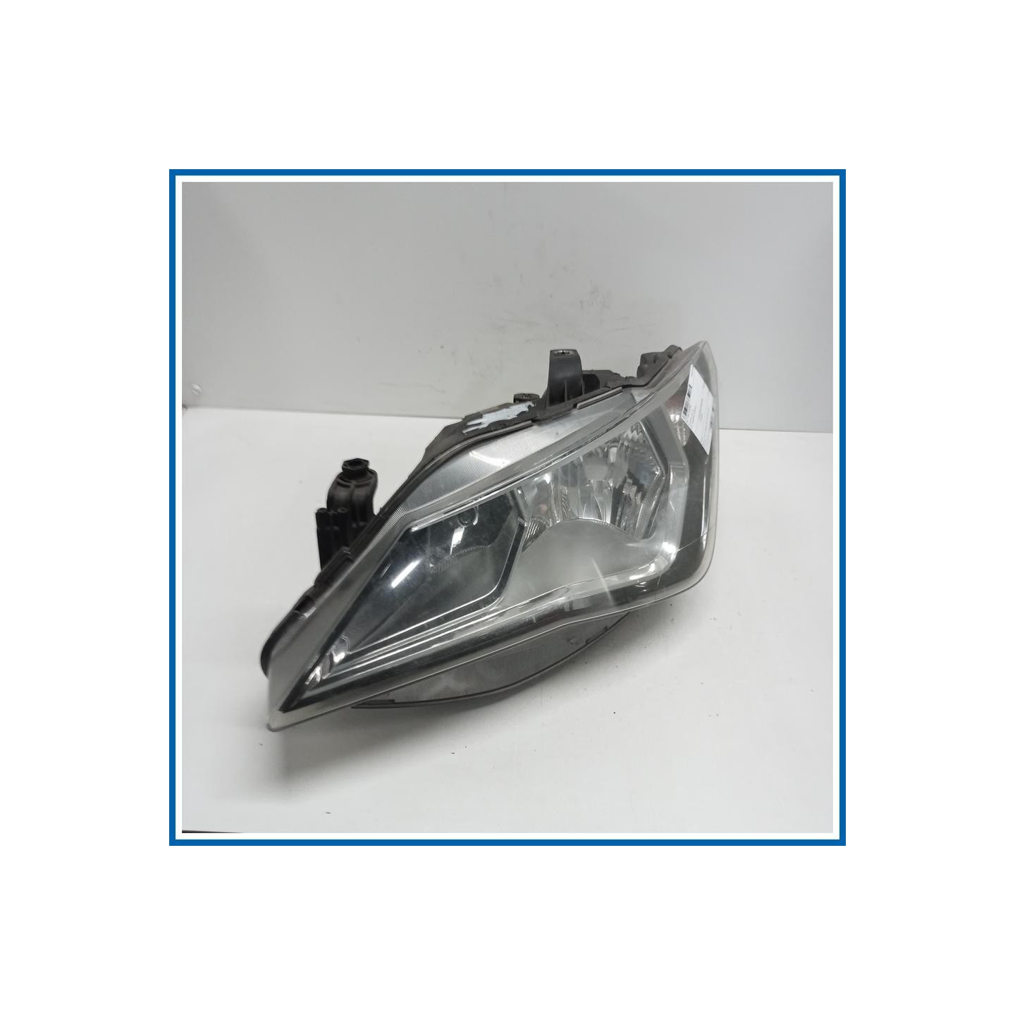 Proiettore ant. sx. SEAT Ibiza V 6J1 Coupe