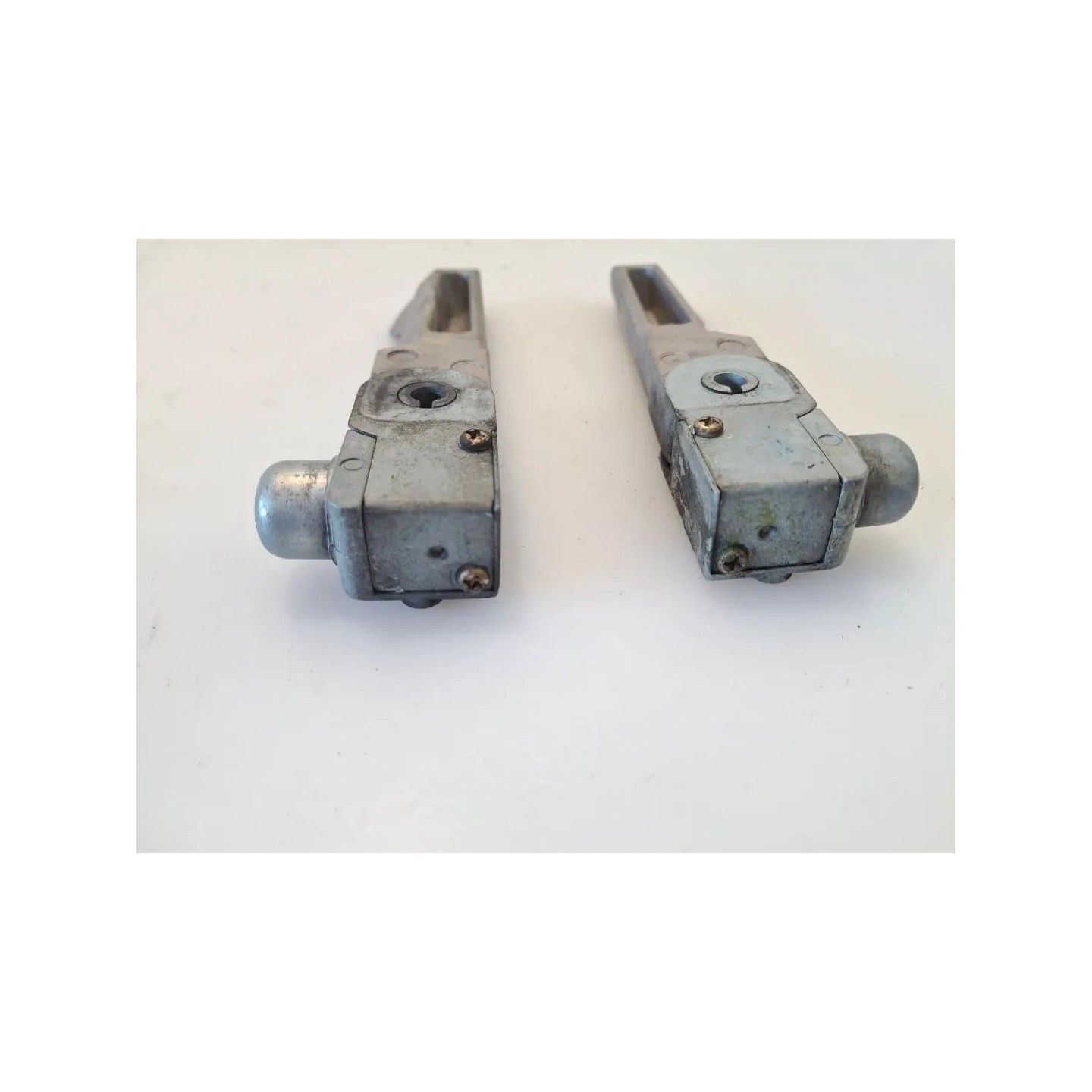 Pedana appoggiapiede post. dx. - Kymco G-Dink 300