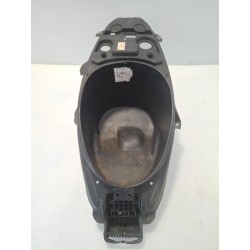 Vano porta casco - Aprilia SR 50 Street (E2)