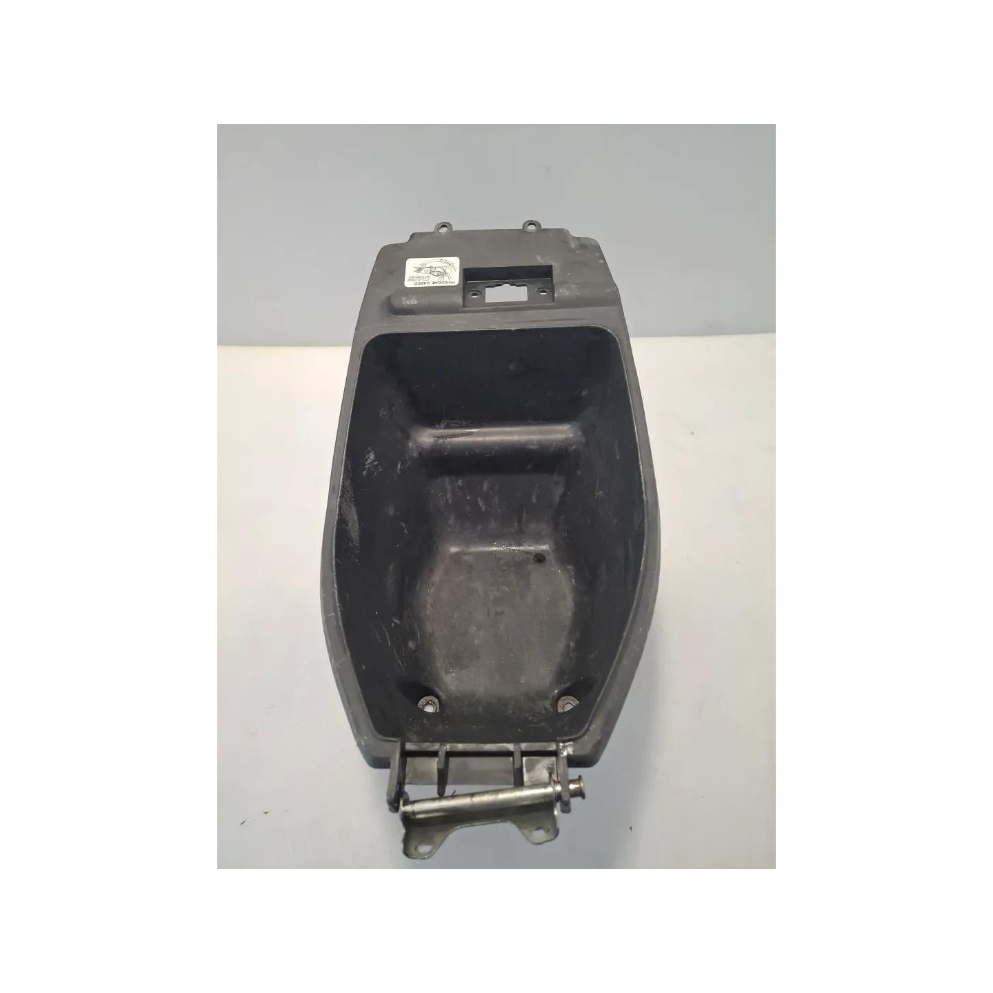 Vano porta casco - Malaguti F12 Phantom 50 LC (E1)