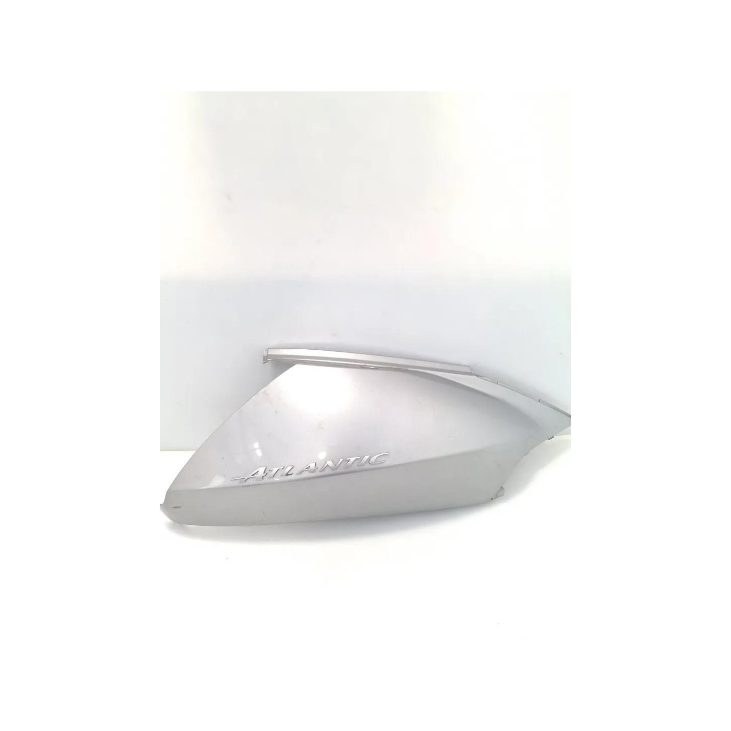 Codone dx. grigio - Aprilia Atlantic (E2) (02-06)