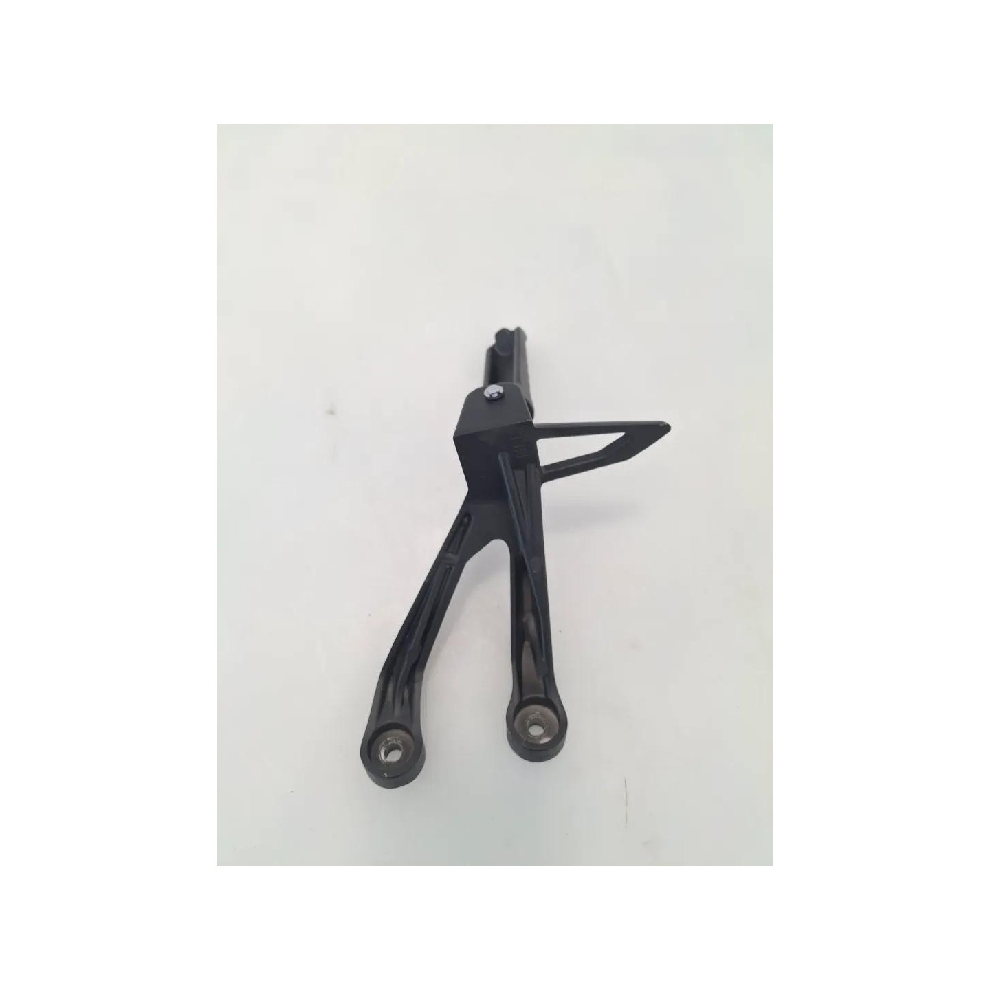 Supporto pedana appoggiapiede post. sx. - Voge Brivido 125