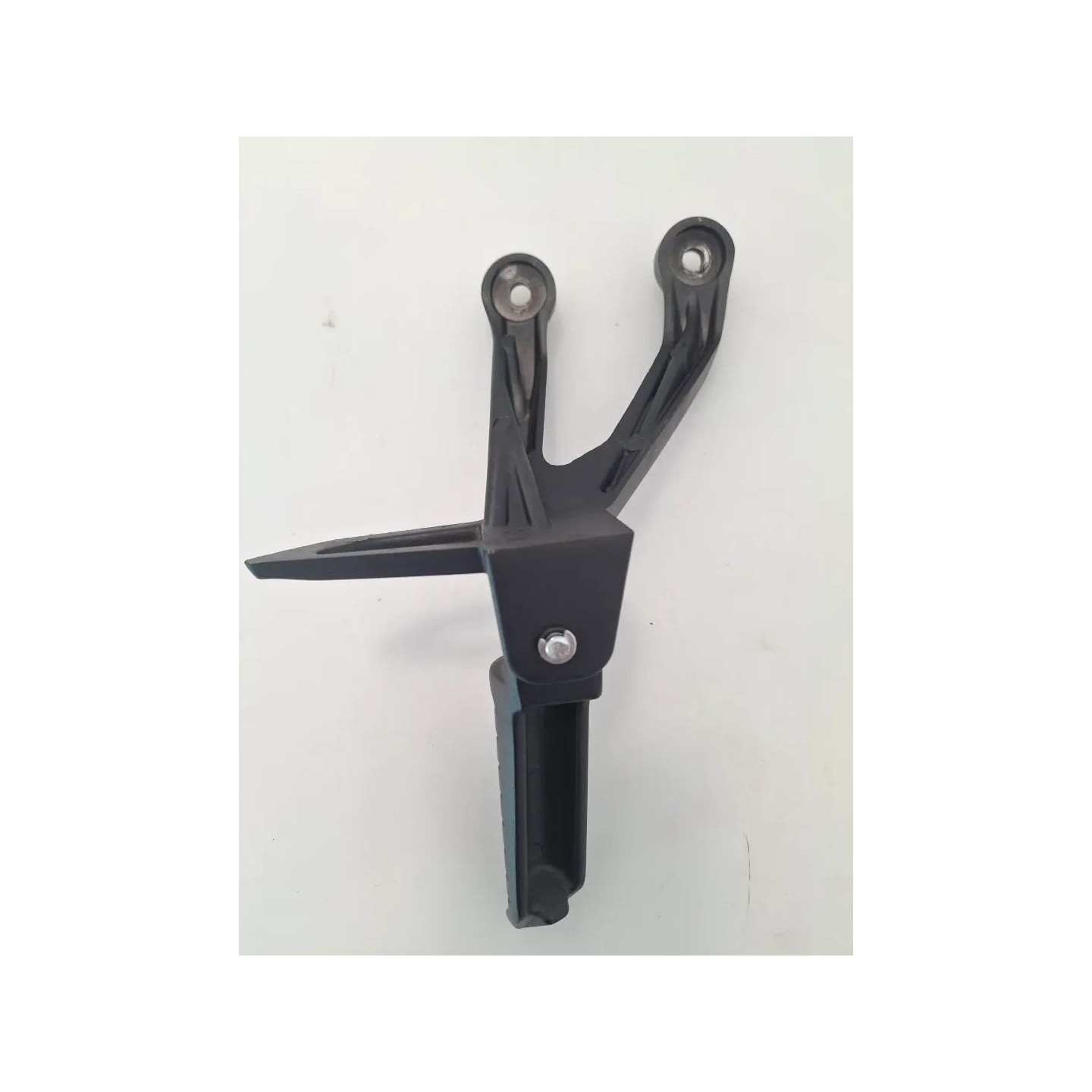 Supporto pedana appoggiapiede post. sx. - Voge Brivido 125