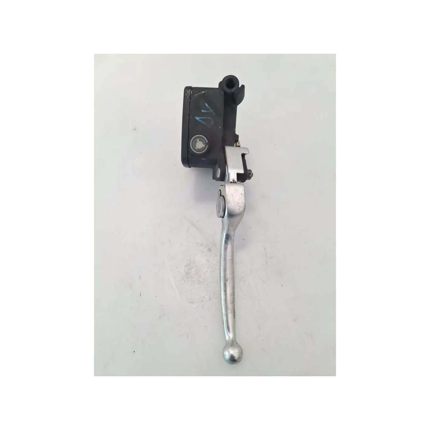 Pompa con serbatoio liquido freni ant. - Kymco Xciting 400i (E4)