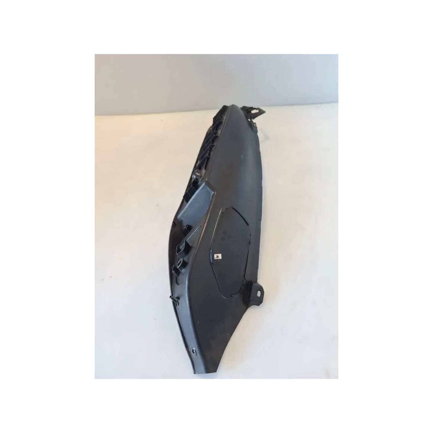 Pedana appoggiapiede ant. sx. - Piaggio MP3 250 (-08)