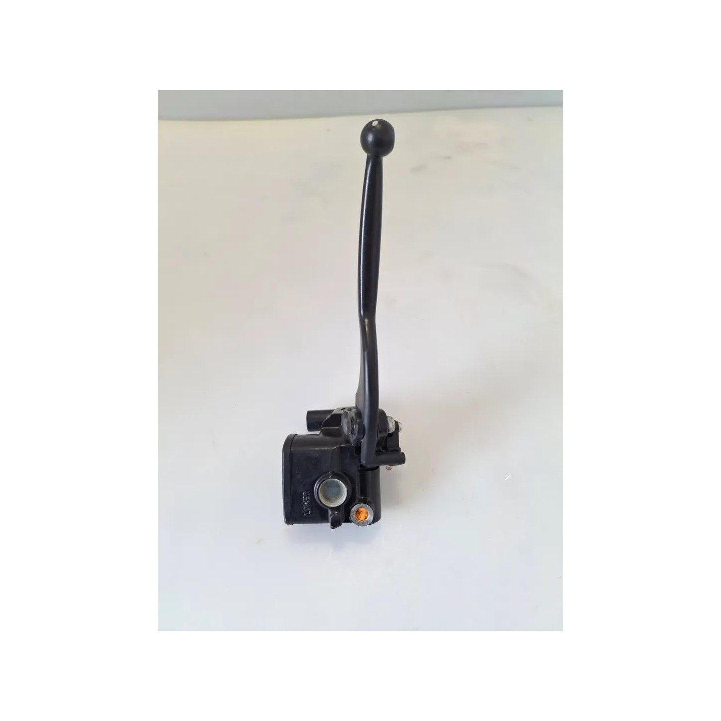 Pompa con serbatoio liquido freni post. - Yamaha X-Max 300 (18-21)
