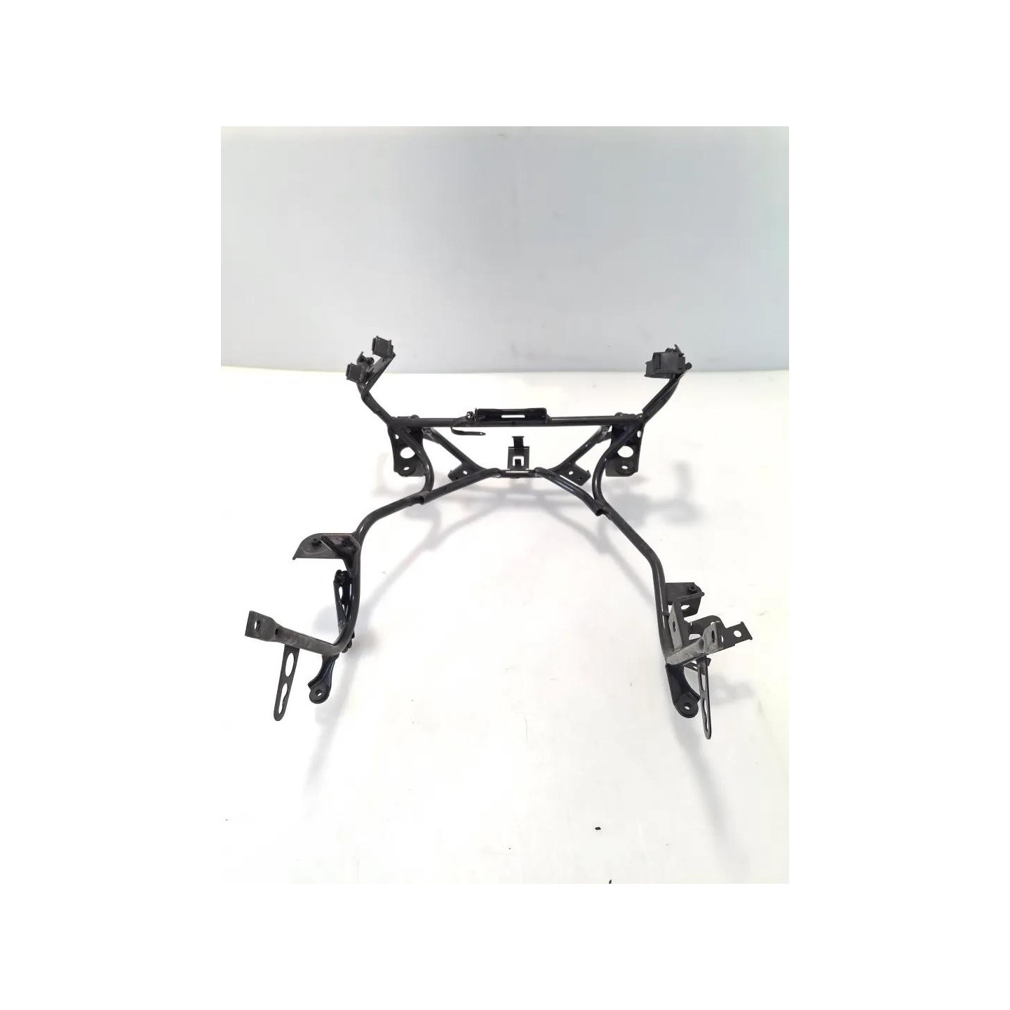 Telaio supporto carenatura ant. - Suzuki AN Burgman 400 (E3)