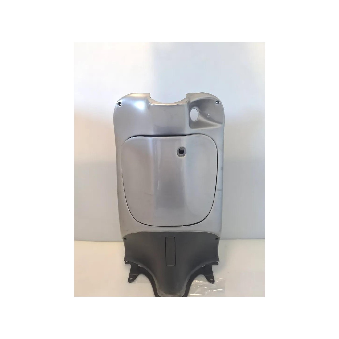 Carenatura ant. parte int./bauletto grigio - Aprilia Scarabeo 100 (E1/E2) (01-06)
