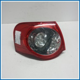Fanale est. post. sx. VOLKSWAGEN Passat V Variant