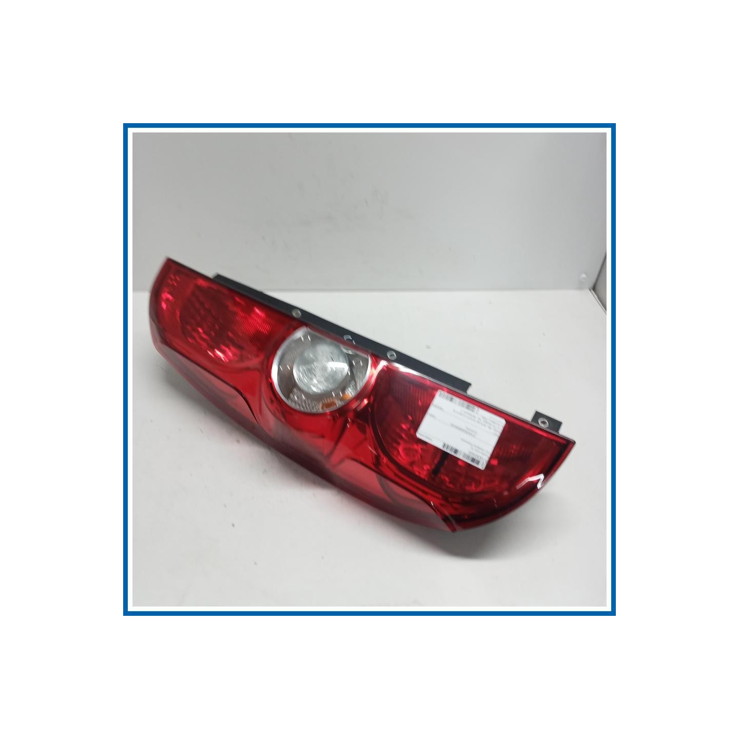 Fanale post. sx. FIAT Doblò III