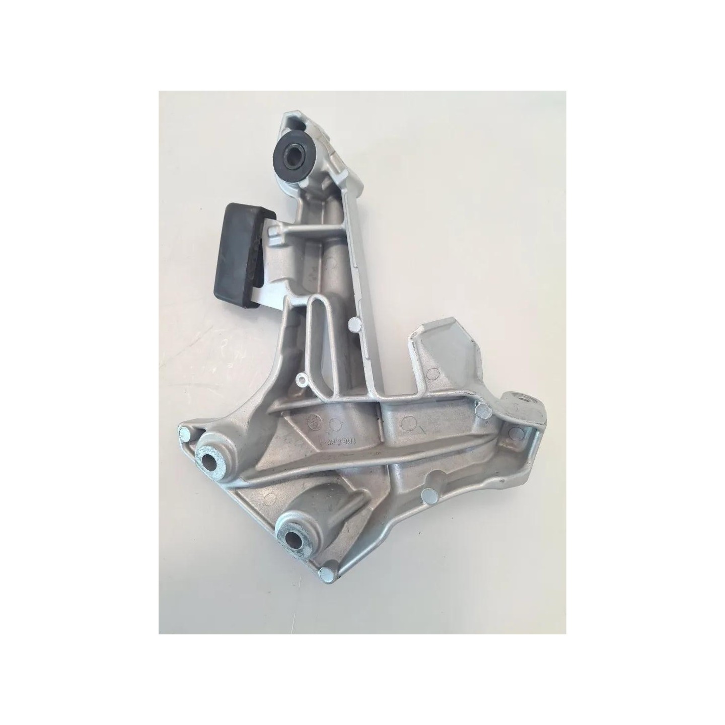 Supporto pedana appoggiapiede post. dx. - Yamaha FJR 1300 (16-)