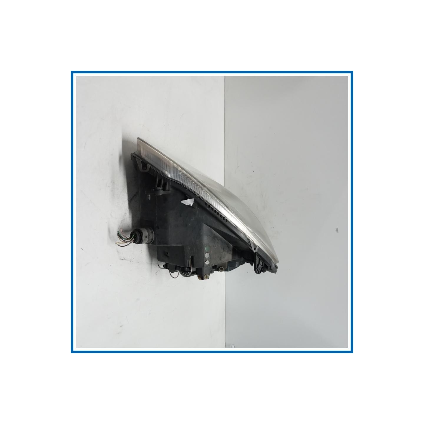 Proiettore ant. dx. LANCIA Ypsilon I