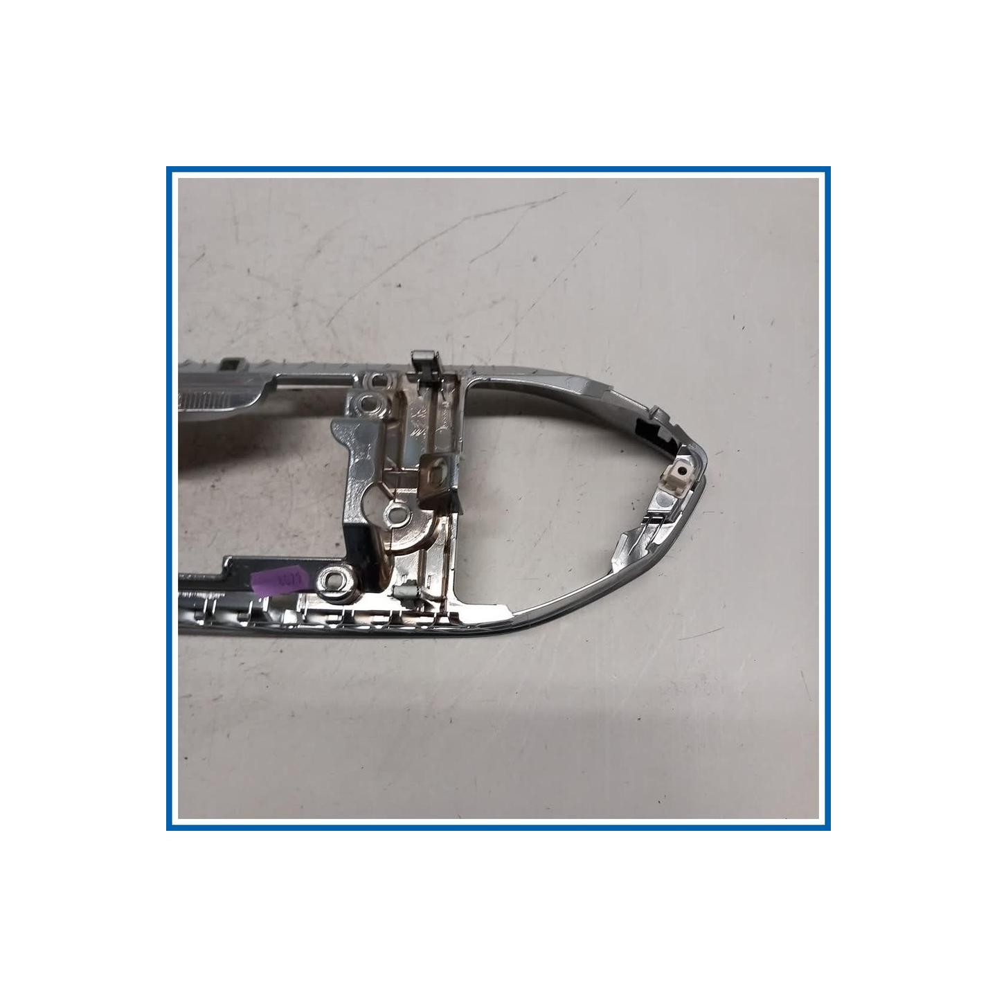 Mascherina console centrale (ant.) dx. PEUGEOT 308 II