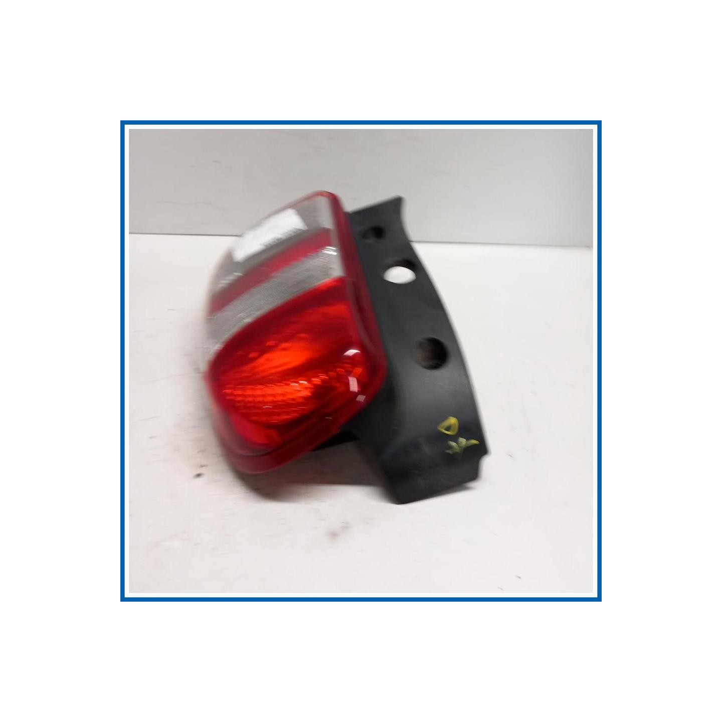Fanale post. dx. NISSAN Micra IV
