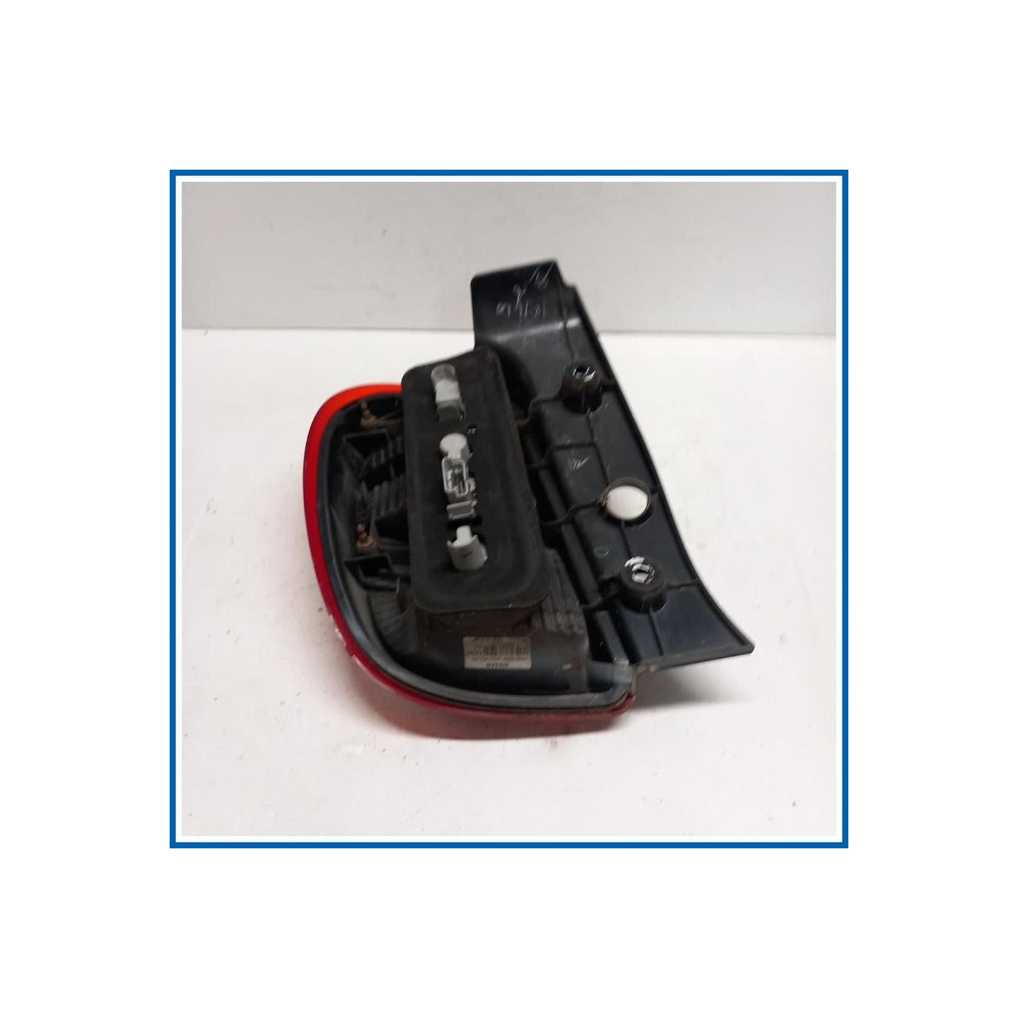 Fanale post. dx. NISSAN Micra IV