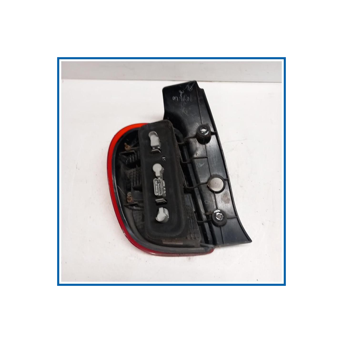 Fanale post. dx. NISSAN Micra IV