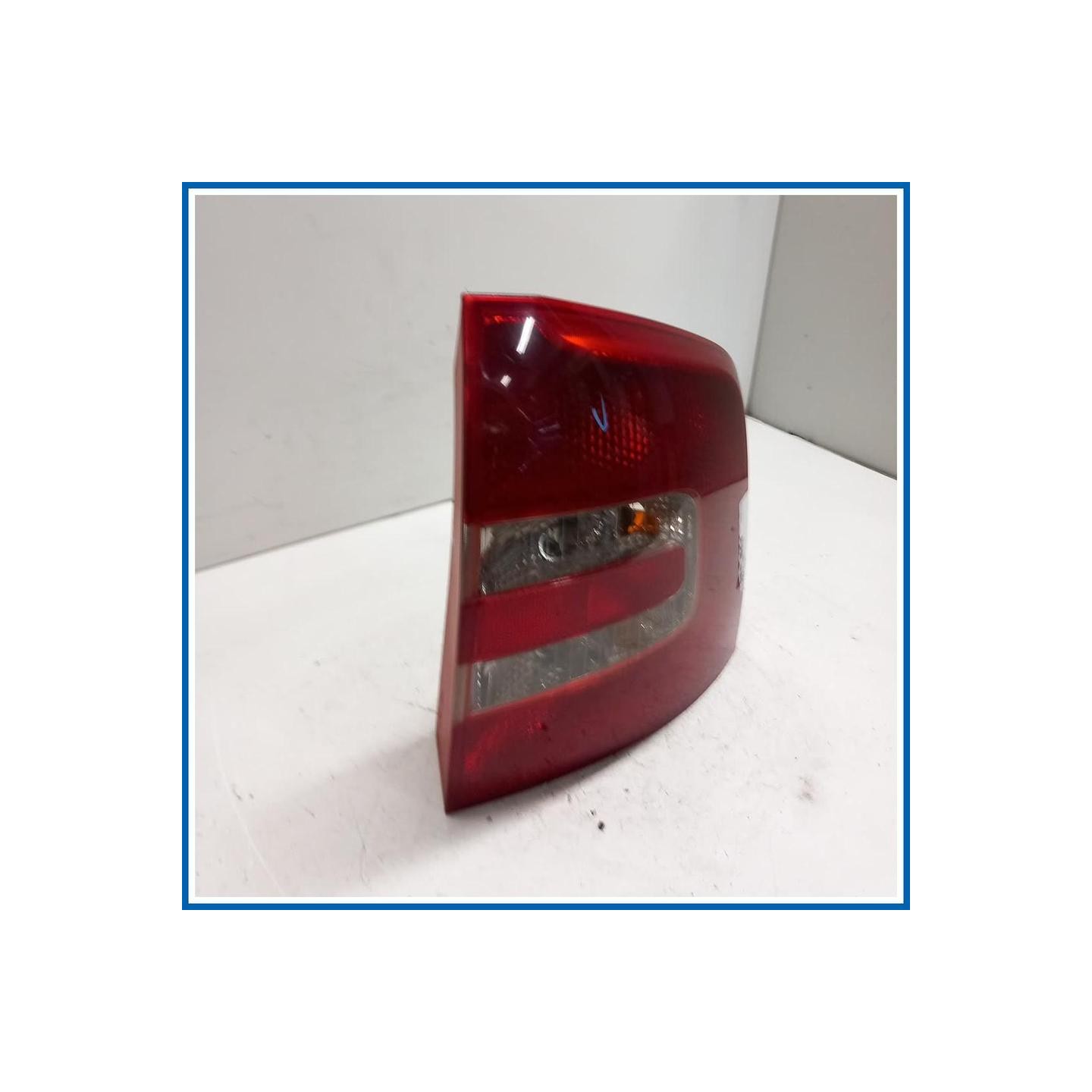 Fanale post. dx. SKODA Octavia 1Z5 SW