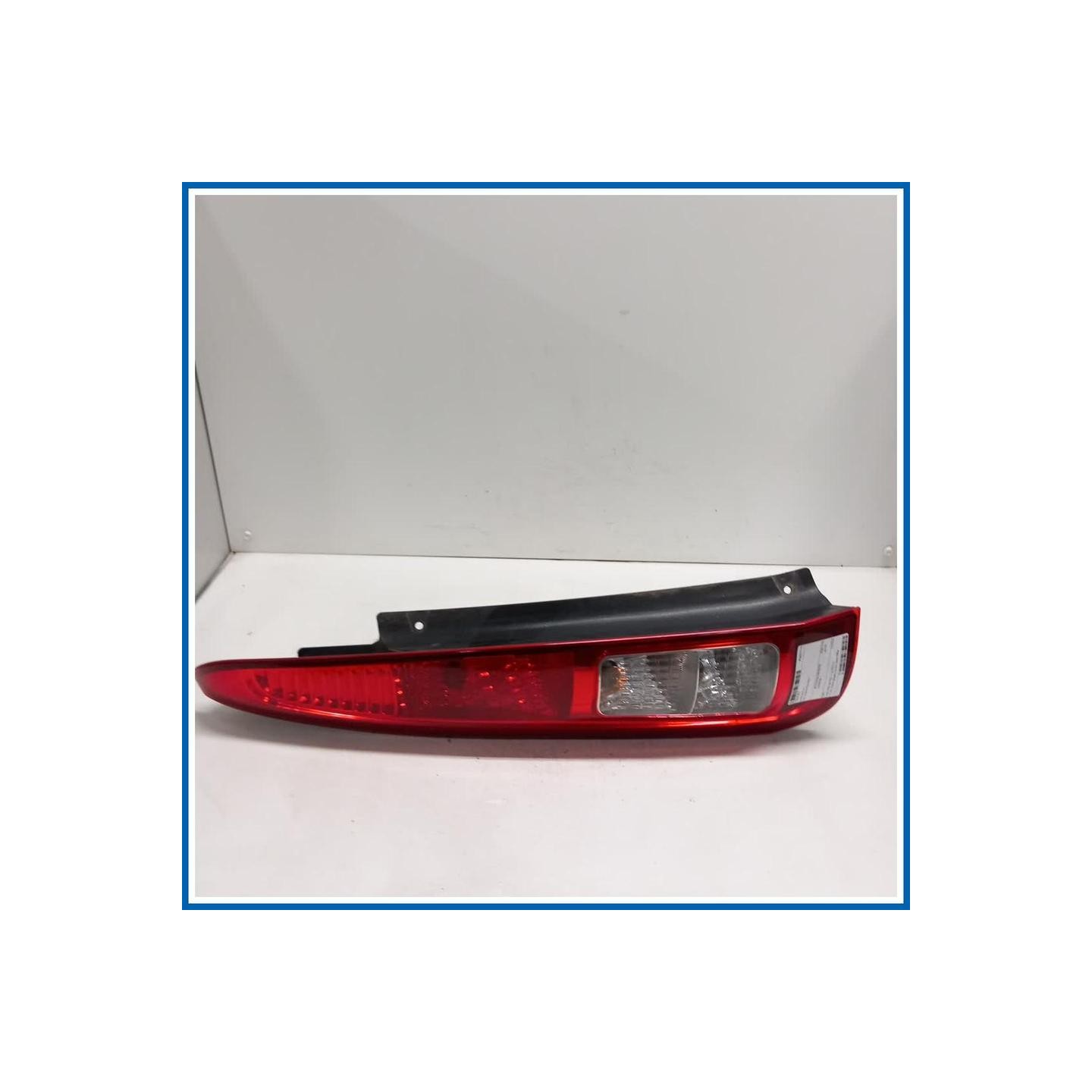 Fanale post. sx. FORD Fusion