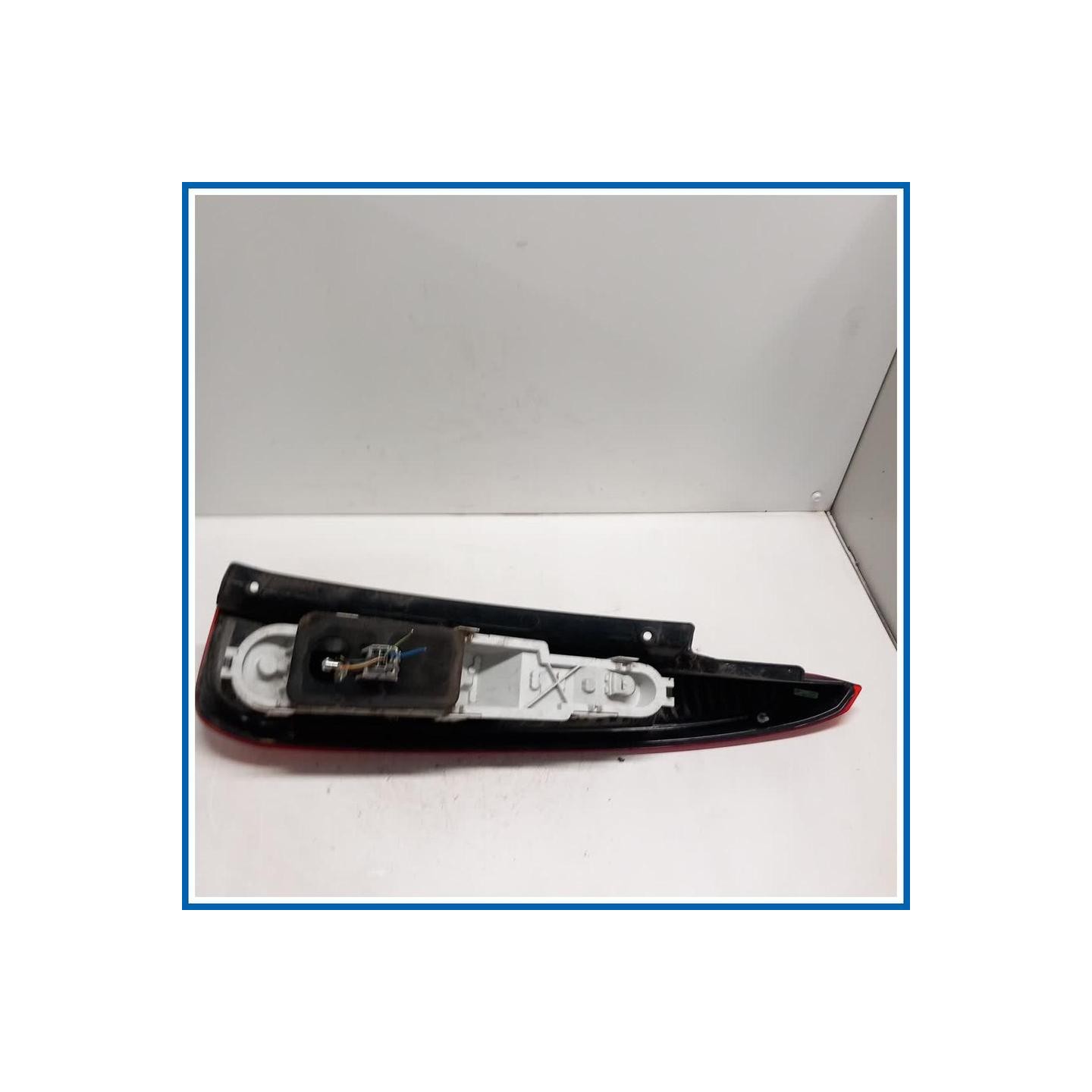Fanale post. sx. FORD Fusion