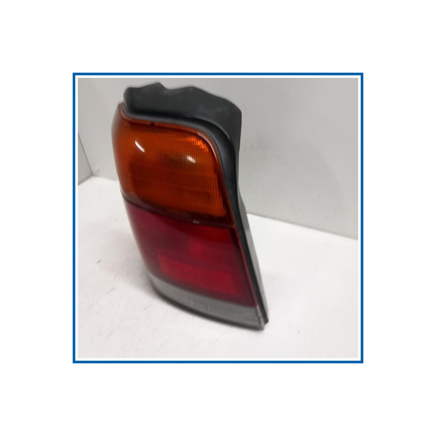 Fanale post. sx. SUBARU Forester I