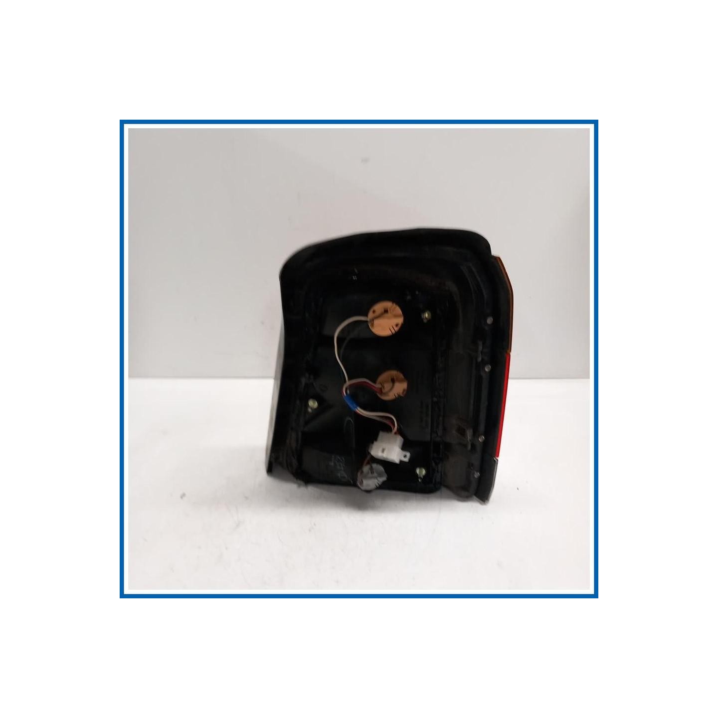 Fanale post. sx. SUBARU Forester I