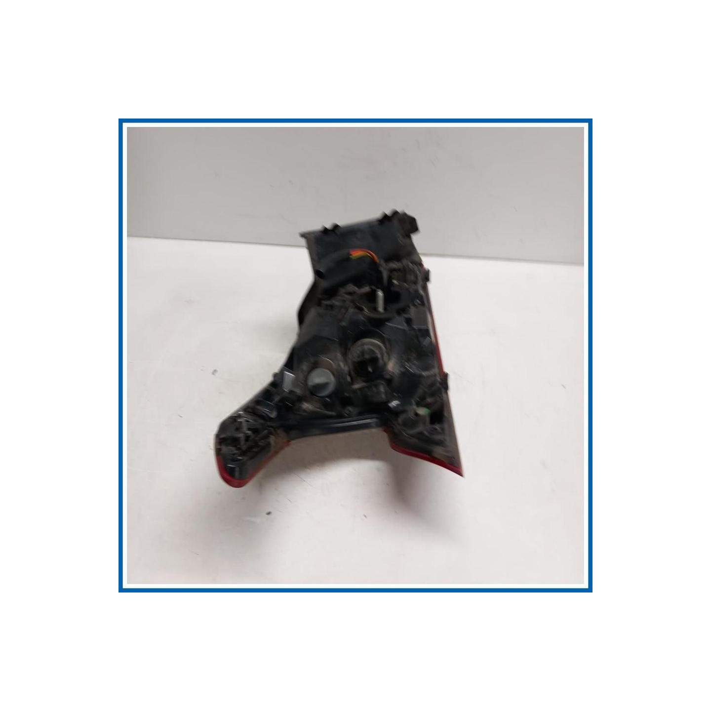 Fanale est. post. dx. PEUGEOT 308 II