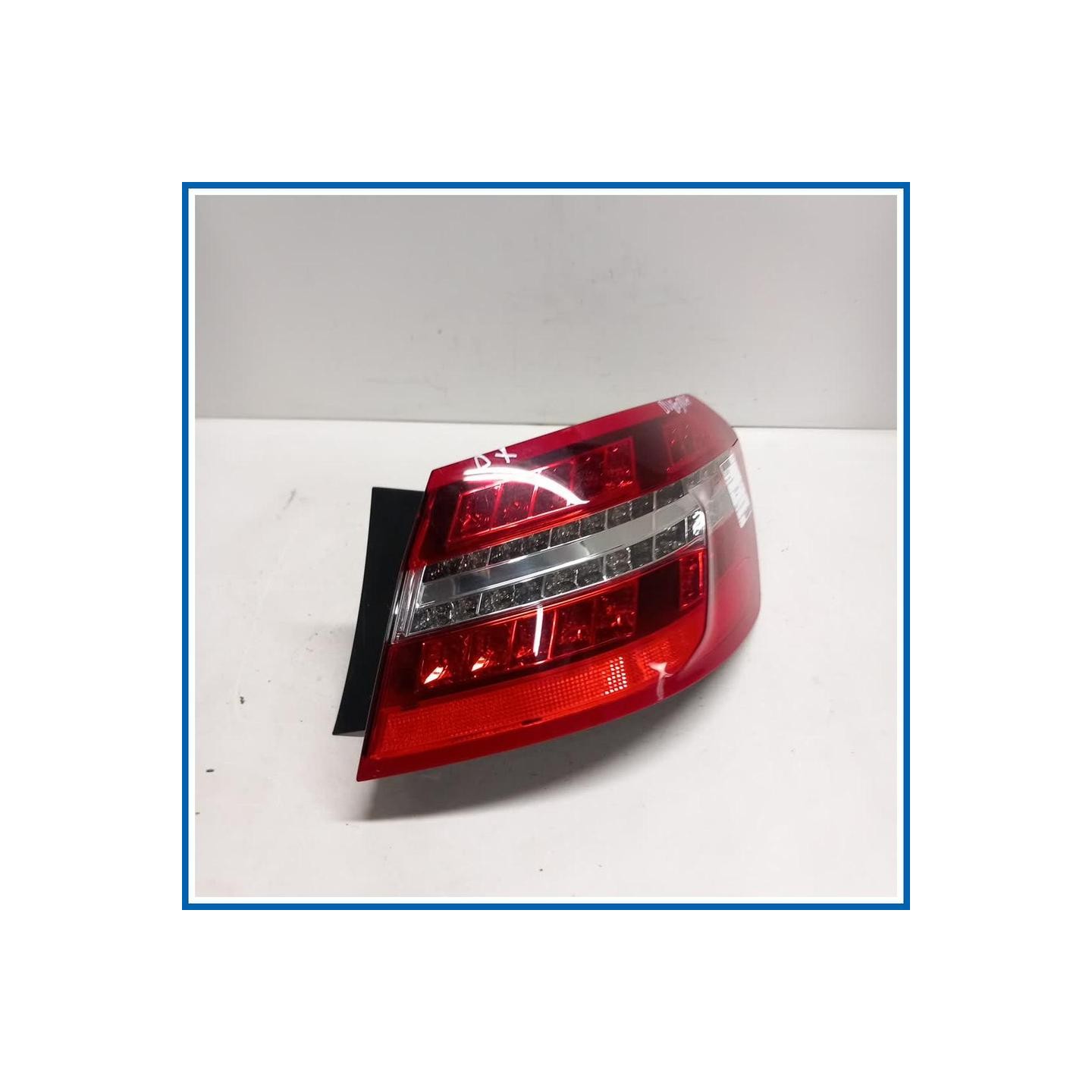 Fanale est. post. dx. MERCEDES Classe E W212