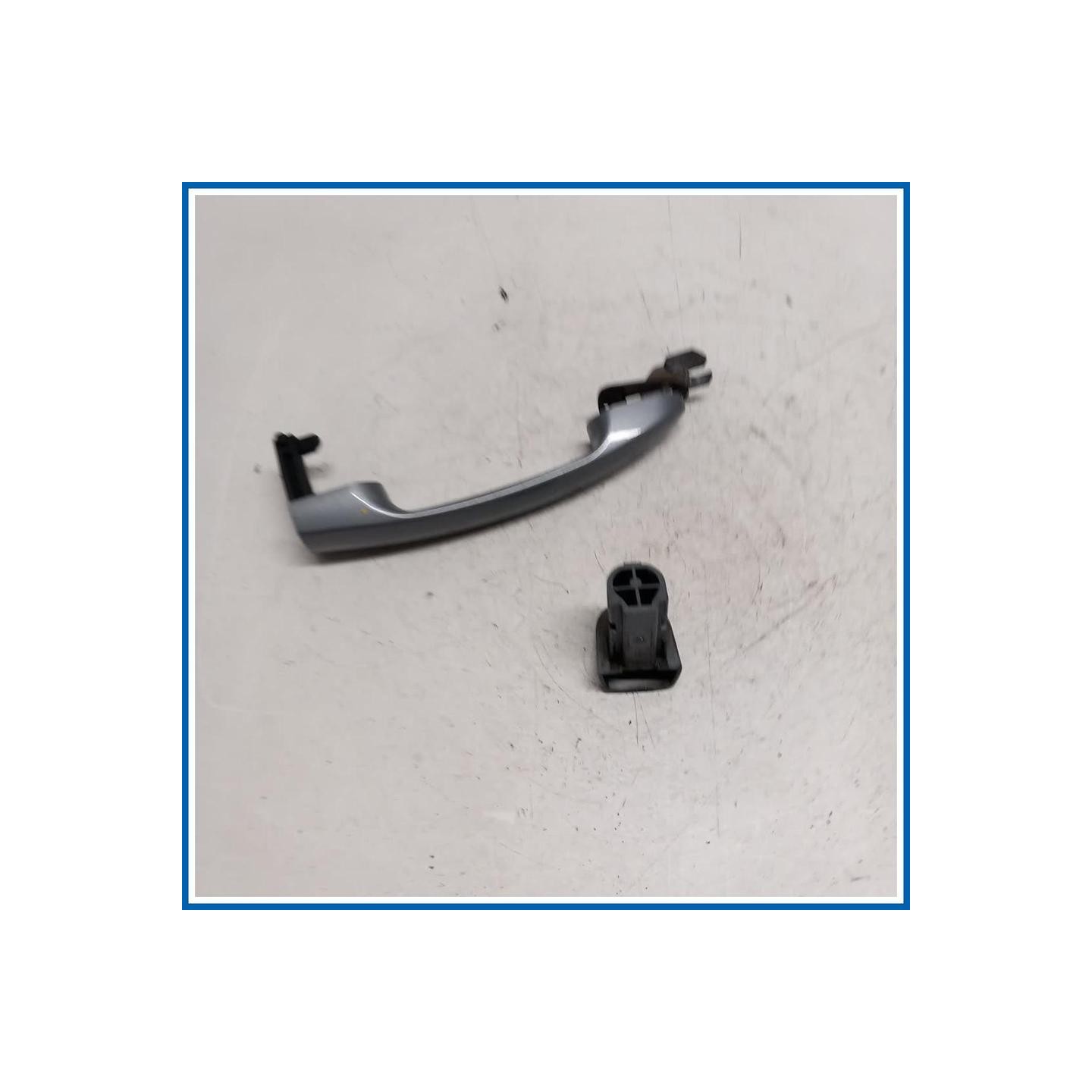 Maniglia porta est. ant. dx. SUZUKI Swift IV