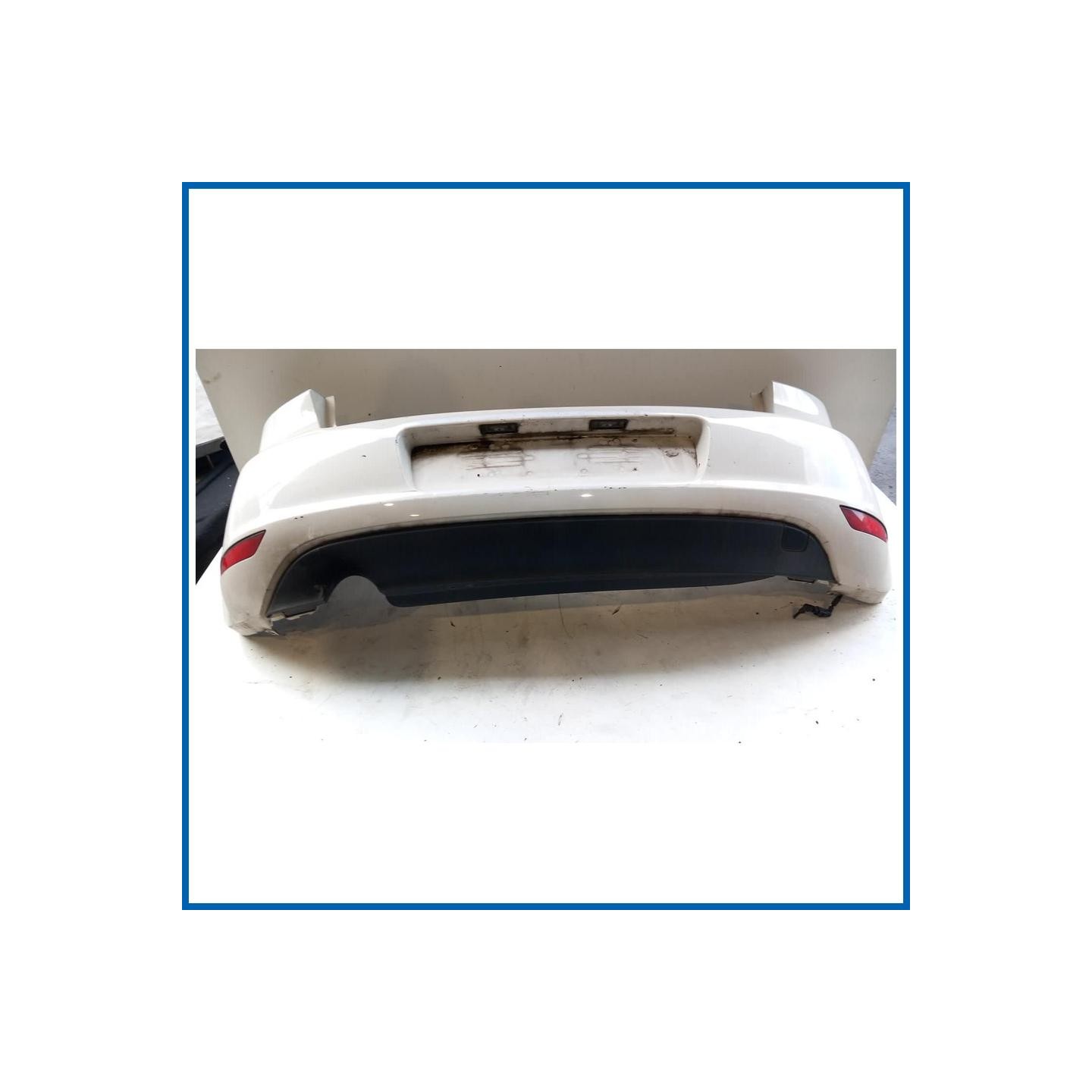 Paraurti post. VOLKSWAGEN Golf VI