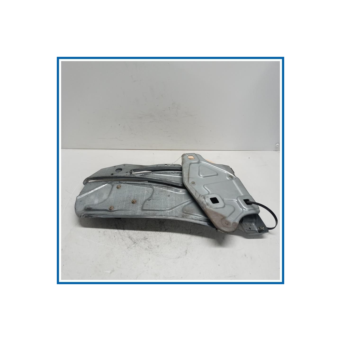 Alzacristallo parafango post. dx. PEUGEOT 307 CC