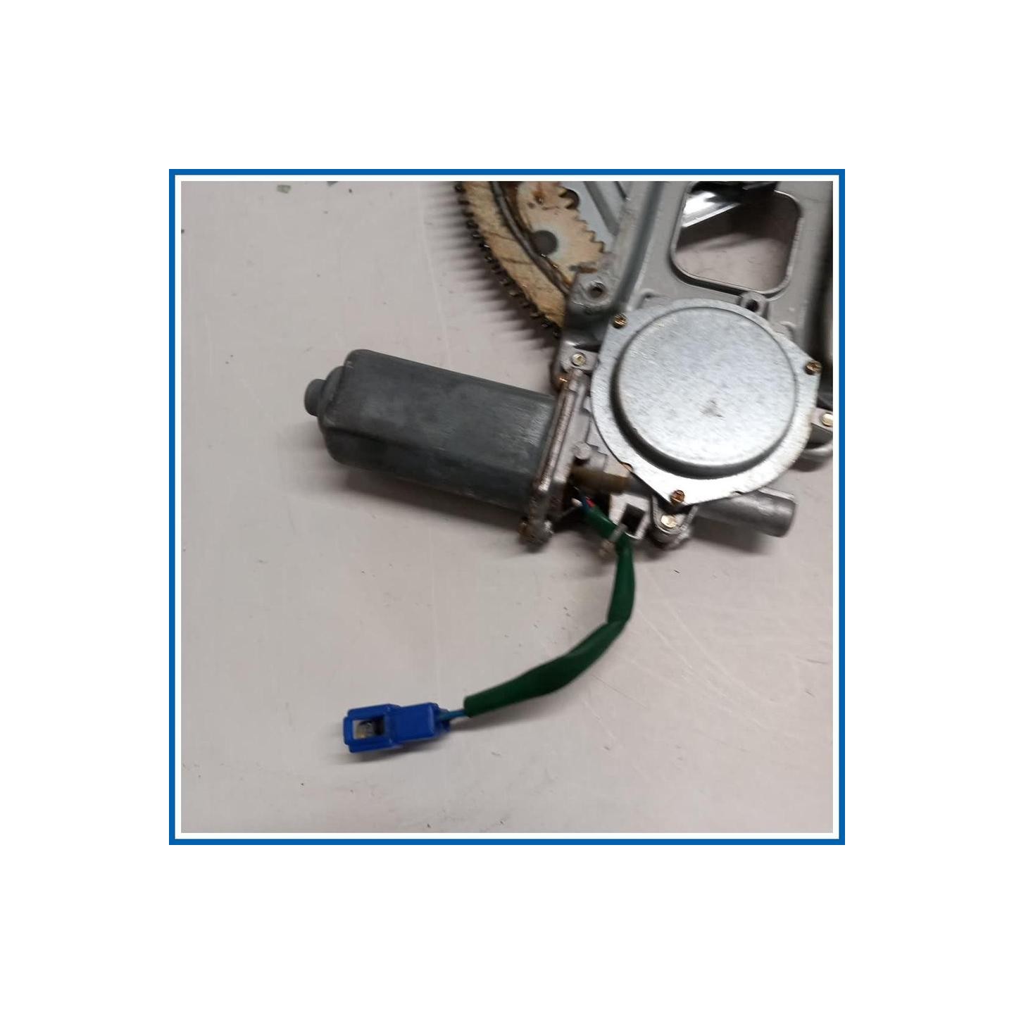 Alzacristallo porta ant. dx. SUBARU Forester I