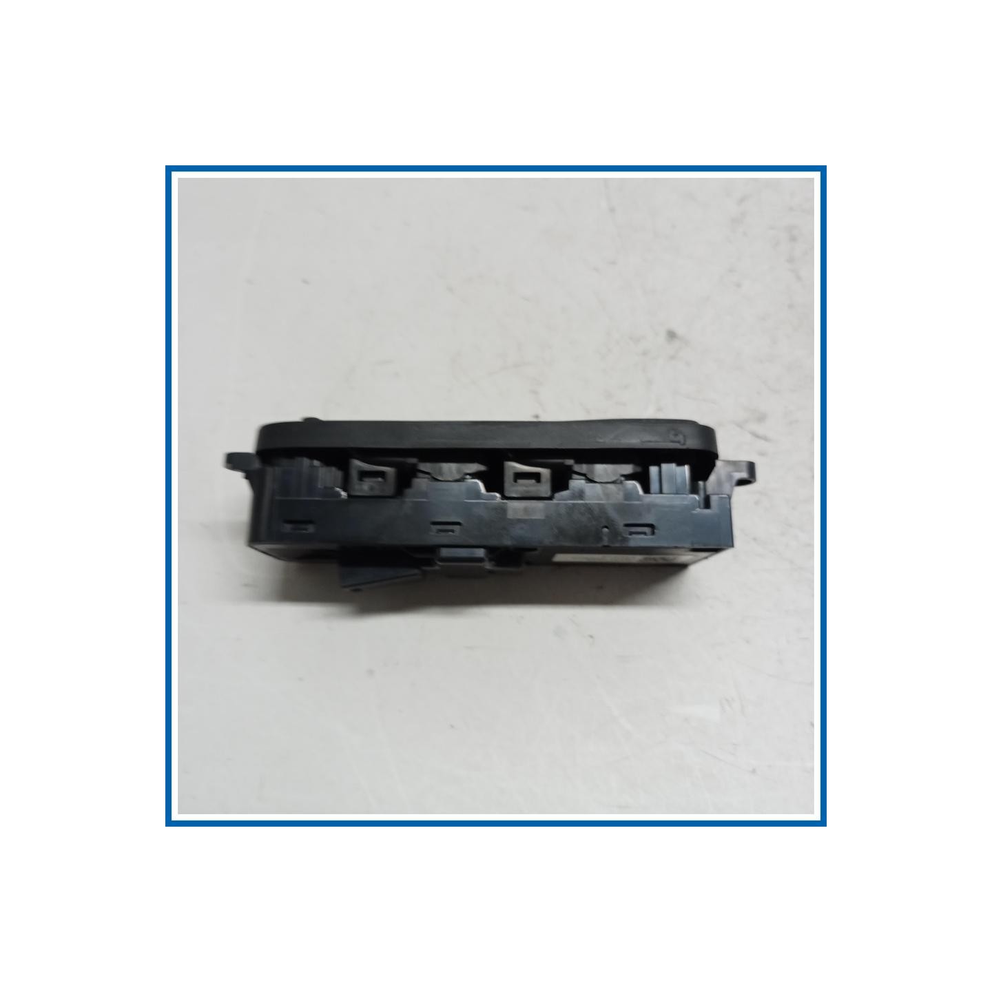 Interruttore alzacristalli ant. sx. VOLVO V50