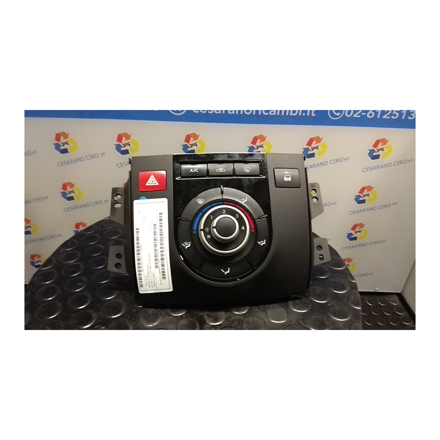 BLOCCO COMANDO CLIMATIZZAZIONE C/A/C MANUALE,PTC RISC. 034 KIA VENGA (01/10-) G4FA 972501P150EQ