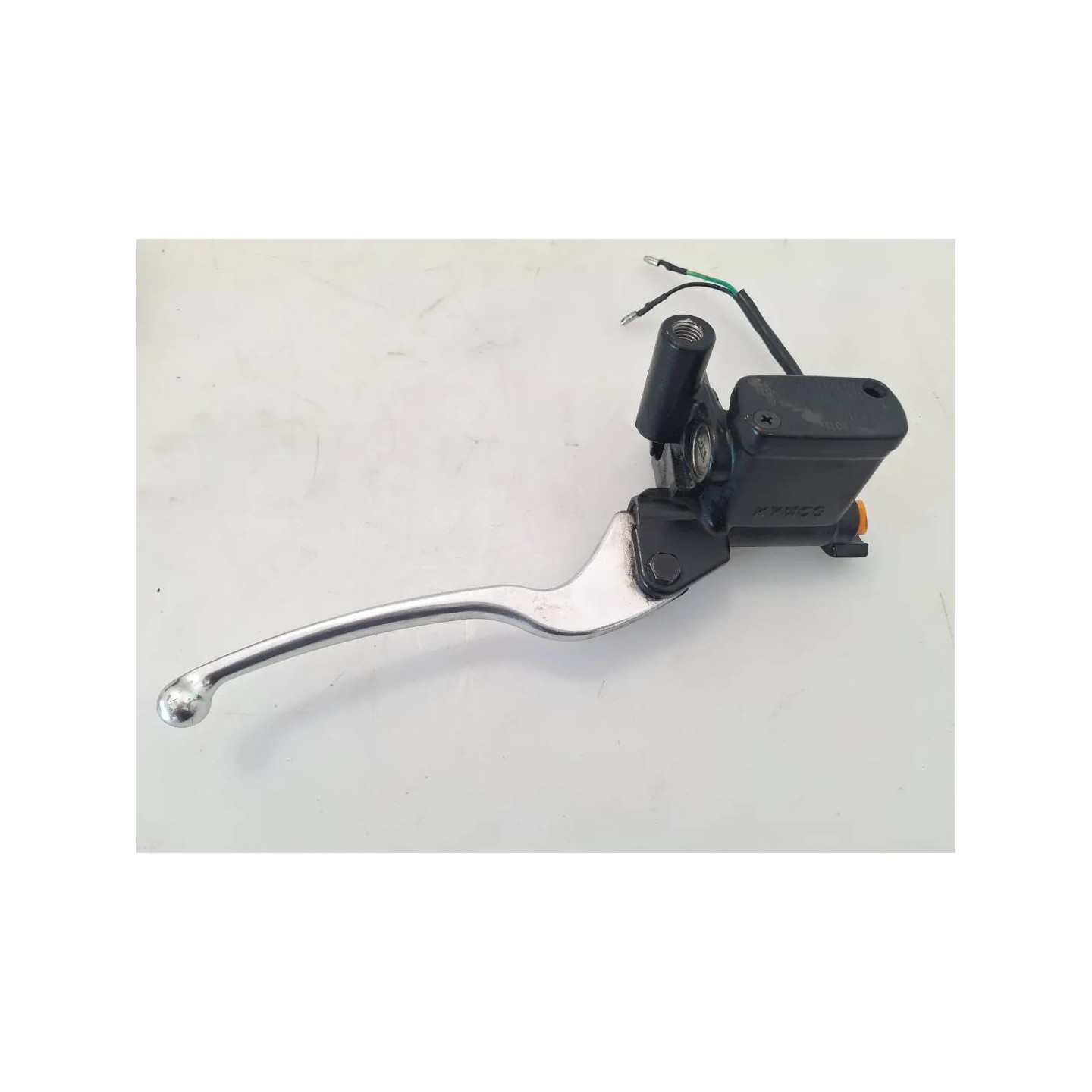 Pompa con serbatoio liquido freni ant. con leva - Kymco People S 125i (E5)