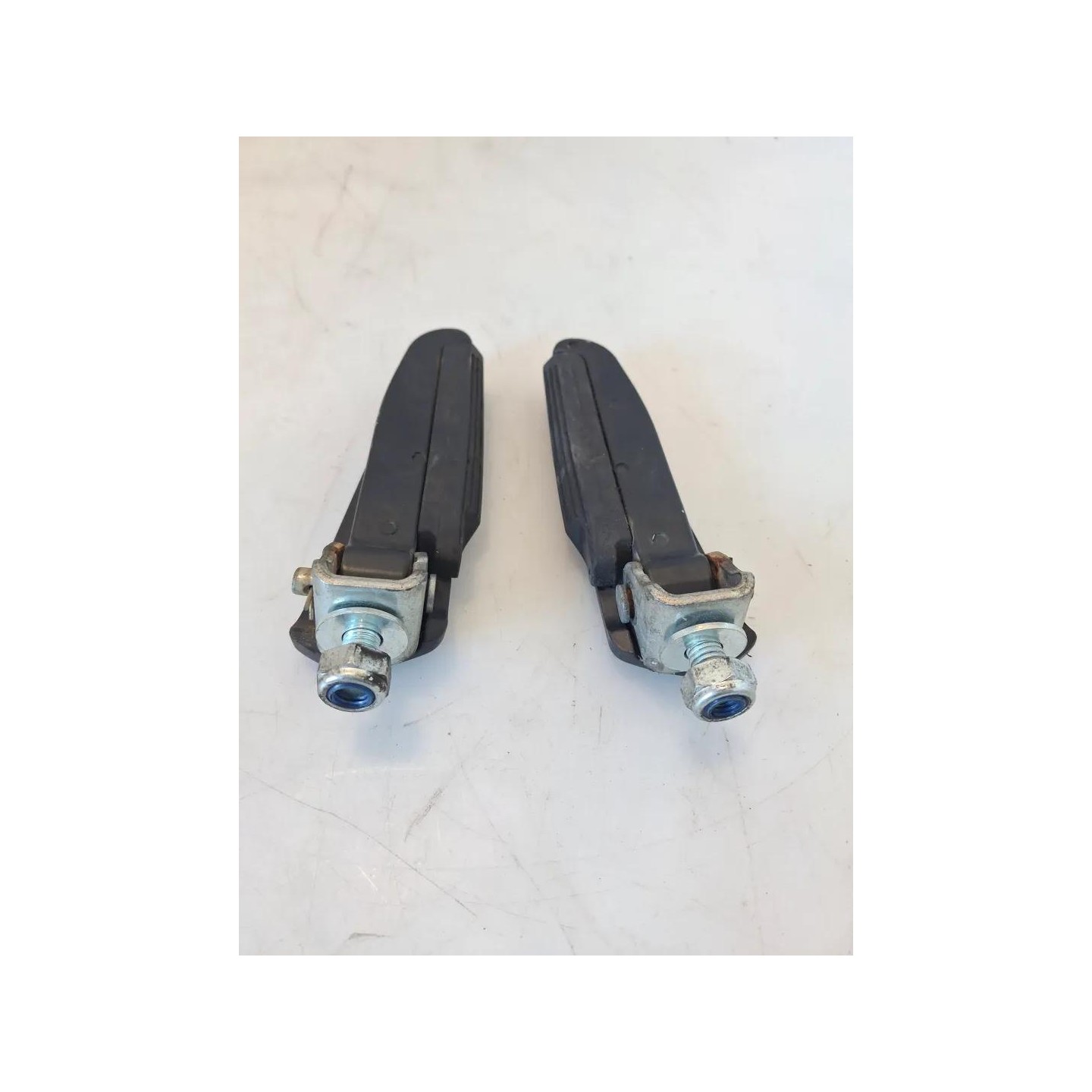 Pedana appoggiapiede post. dx. - Piaggio Liberty 50 2T (E2) (09-16)