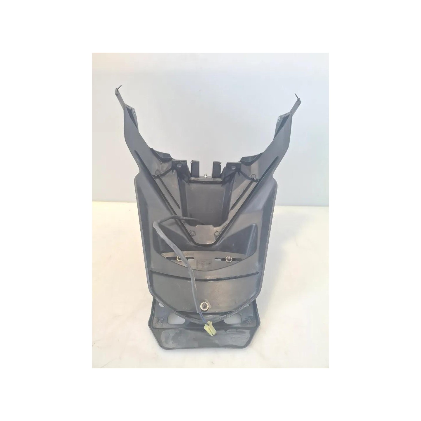 Parafango post. con portatarga - Yamaha X-Max 250 (E3) (14-)