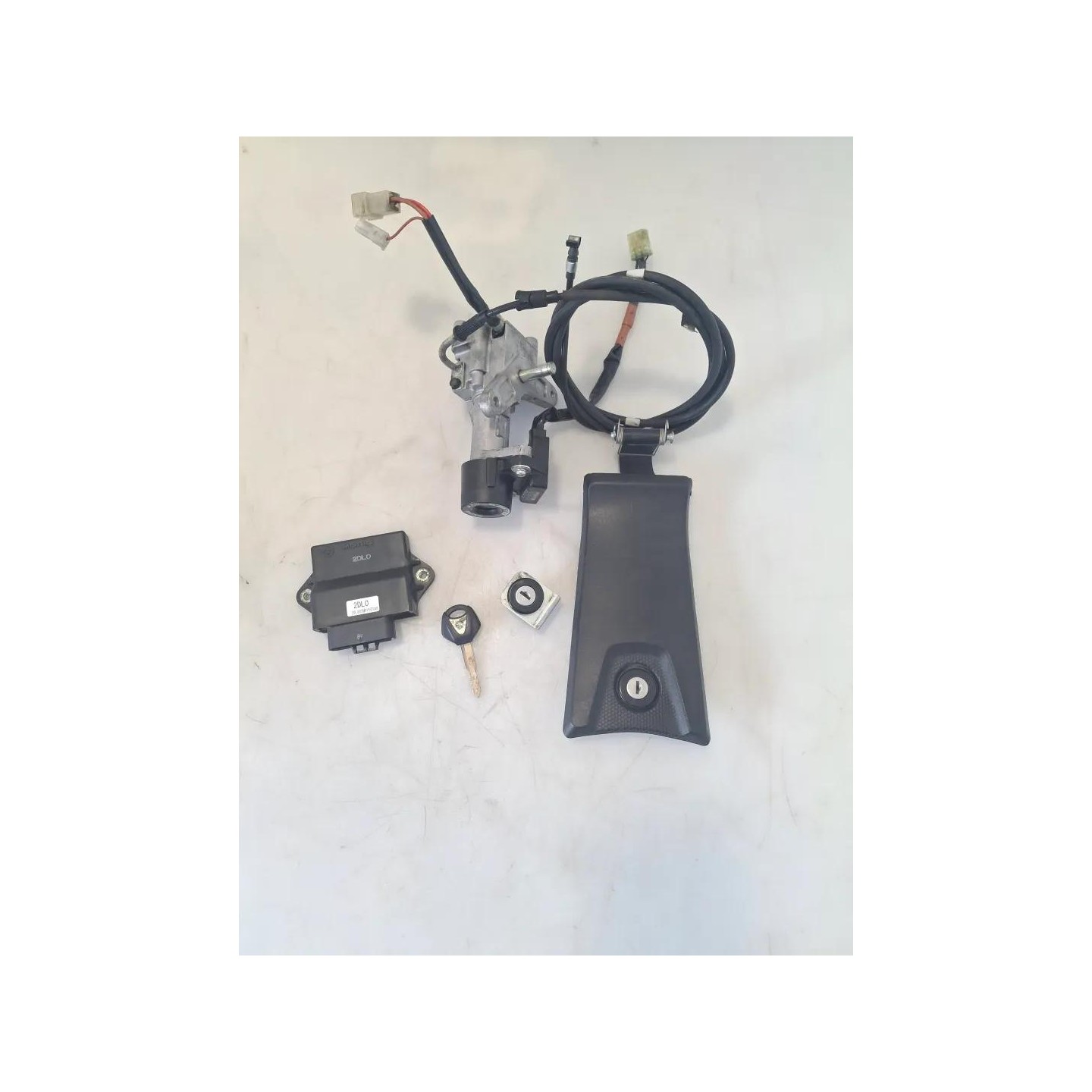 Serie cilindretti serrature - Yamaha X-Max 250 (E3) (14-)