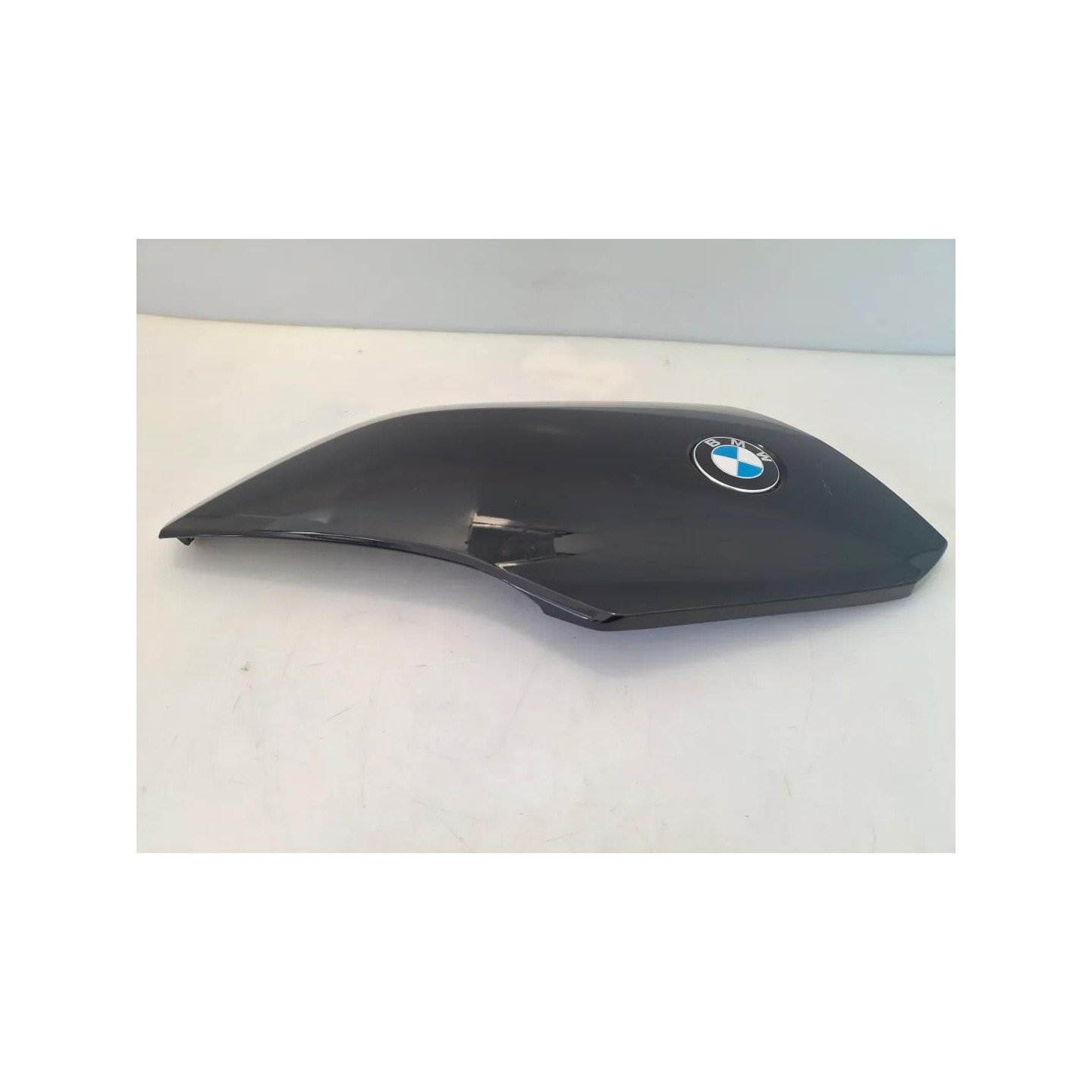 Carenatura fianco ant. sup. sx. nero/zaffiro - Bmw C 650 GT (133) (E3) (12-15)