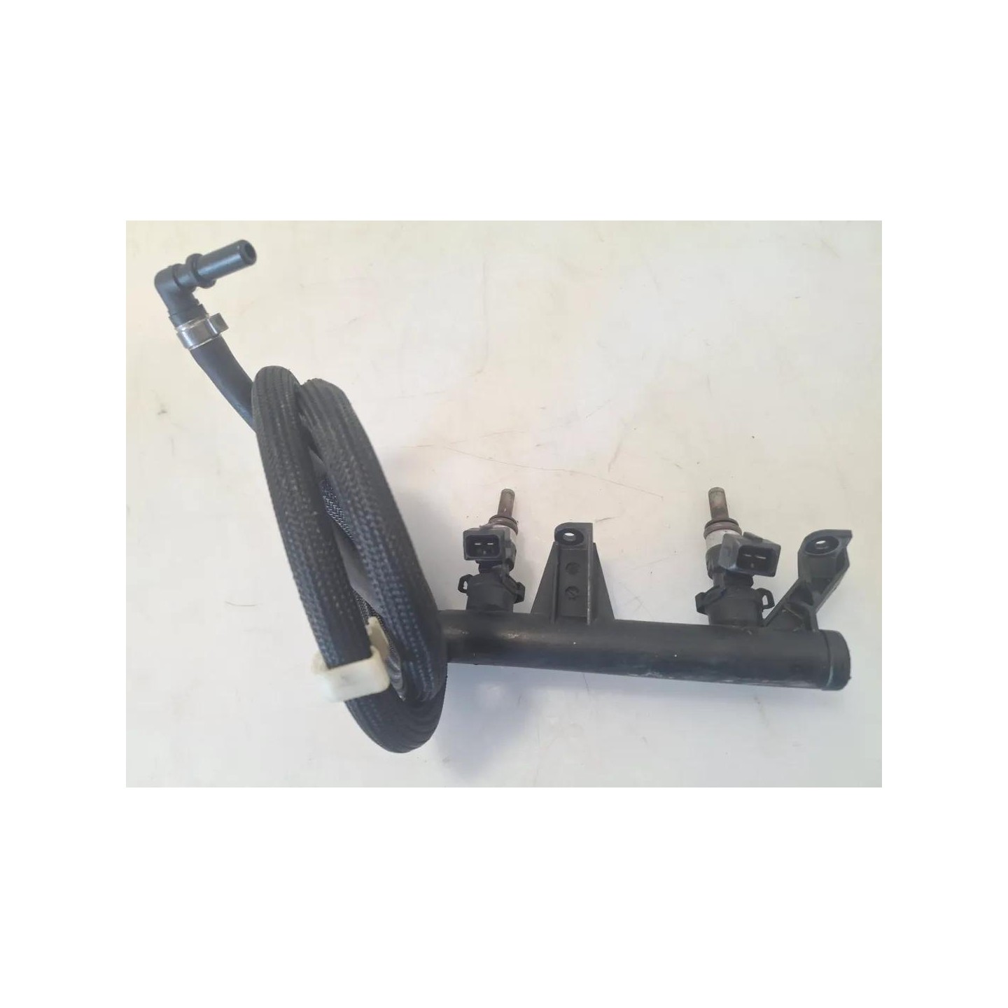 Iniettore - Bmw C 650 GT (133) (E3) (12-15)